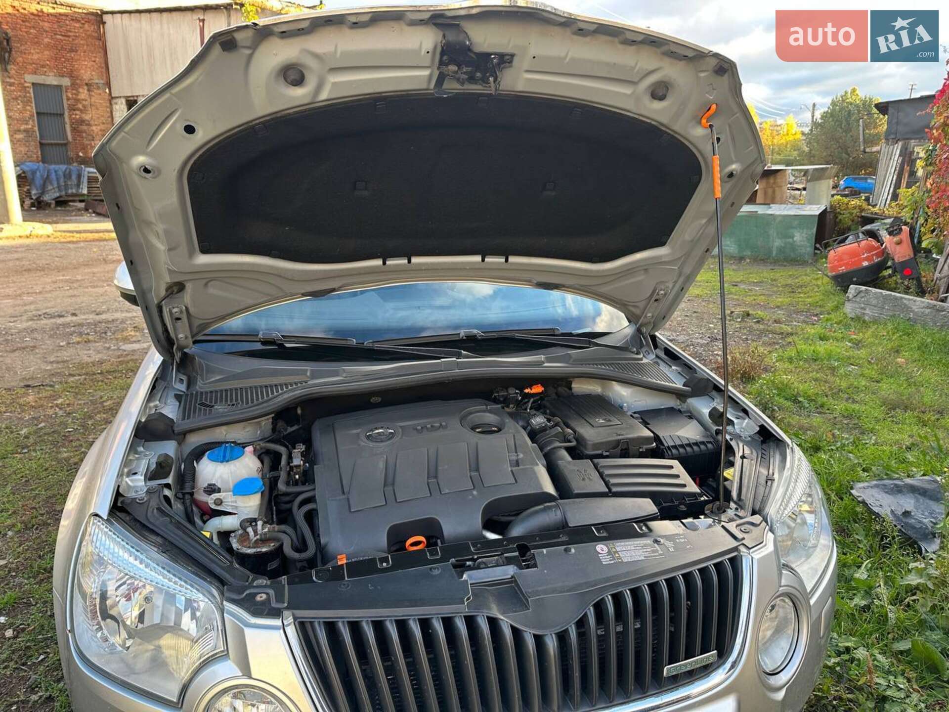 Skoda Yeti 2011 VIN TMBJT75L8C6033580 фото оголошення 13 з 15