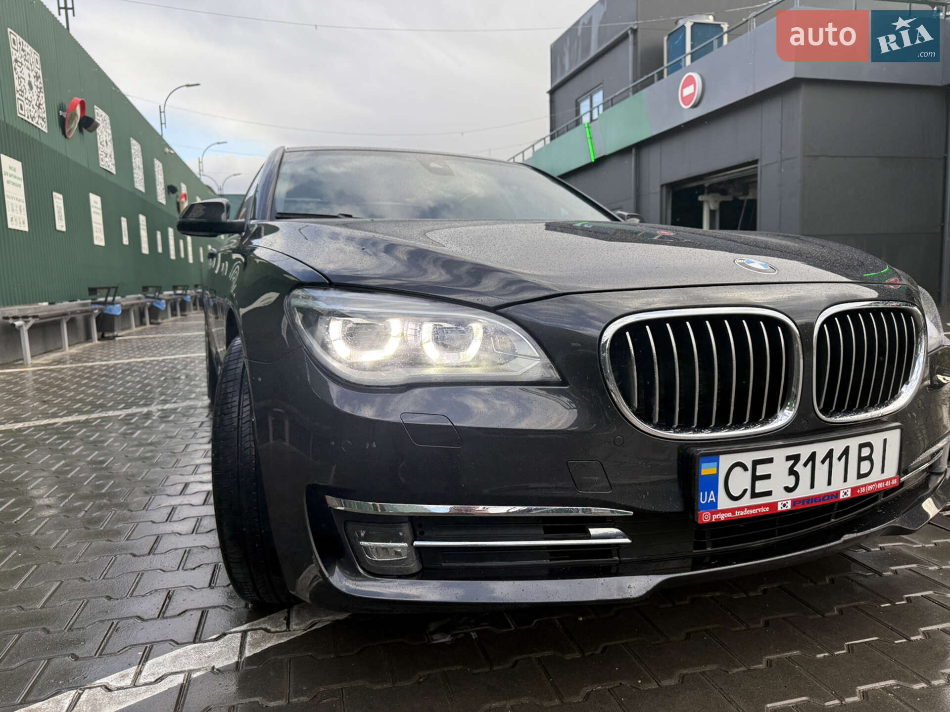 BMW 7 Series 2013 VIN WBAYC4101DDZ74792 фото оголошення 3 з 63
