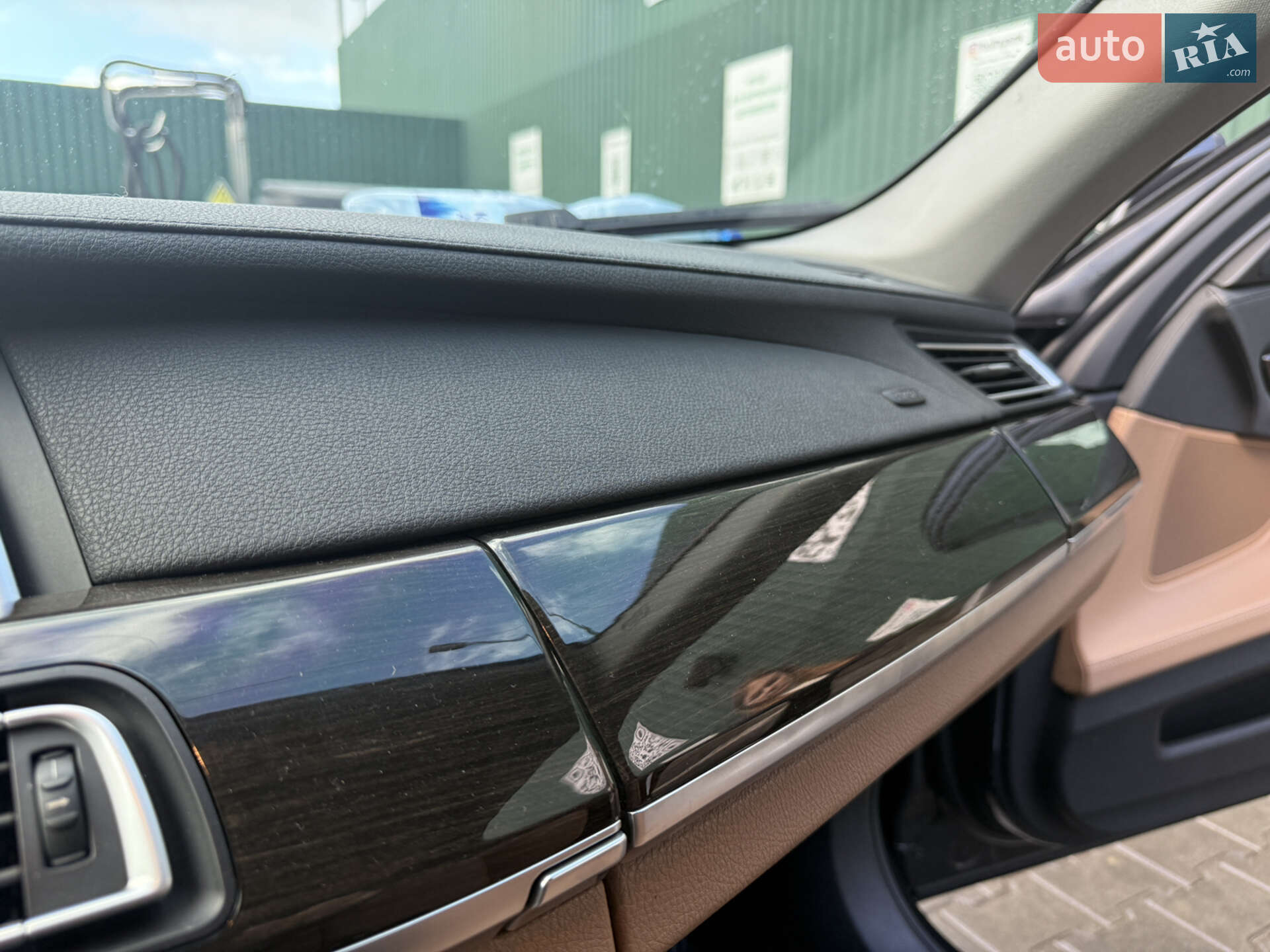 BMW 7 Series 2013 VIN WBAYC4101DDZ74792 фото оголошення 31 з 63