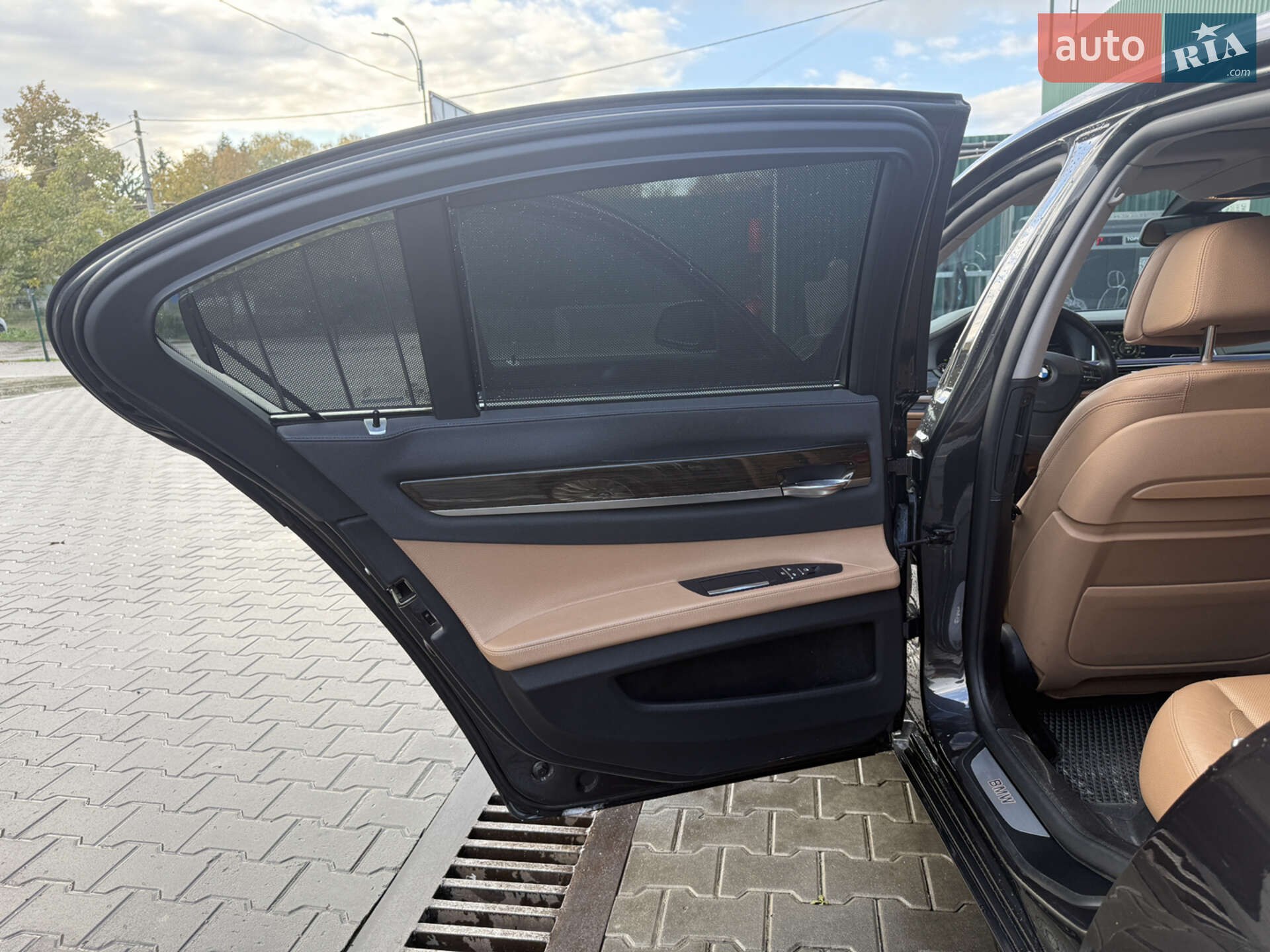 BMW 7 Series 2013 VIN WBAYC4101DDZ74792 фото оголошення 34 з 63