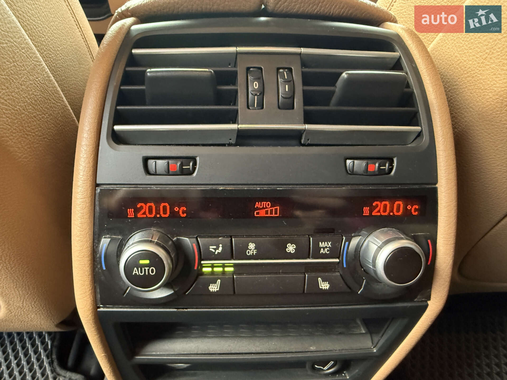 BMW 7 Series 2013 VIN WBAYC4101DDZ74792 фото оголошення 36 з 63