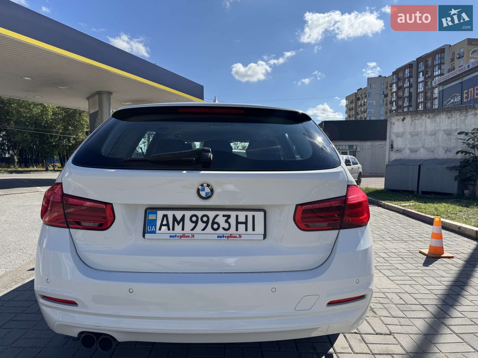 BMW 3 Series 2015 VIN WBA8H91070K664697 фото оголошення 5 з 19