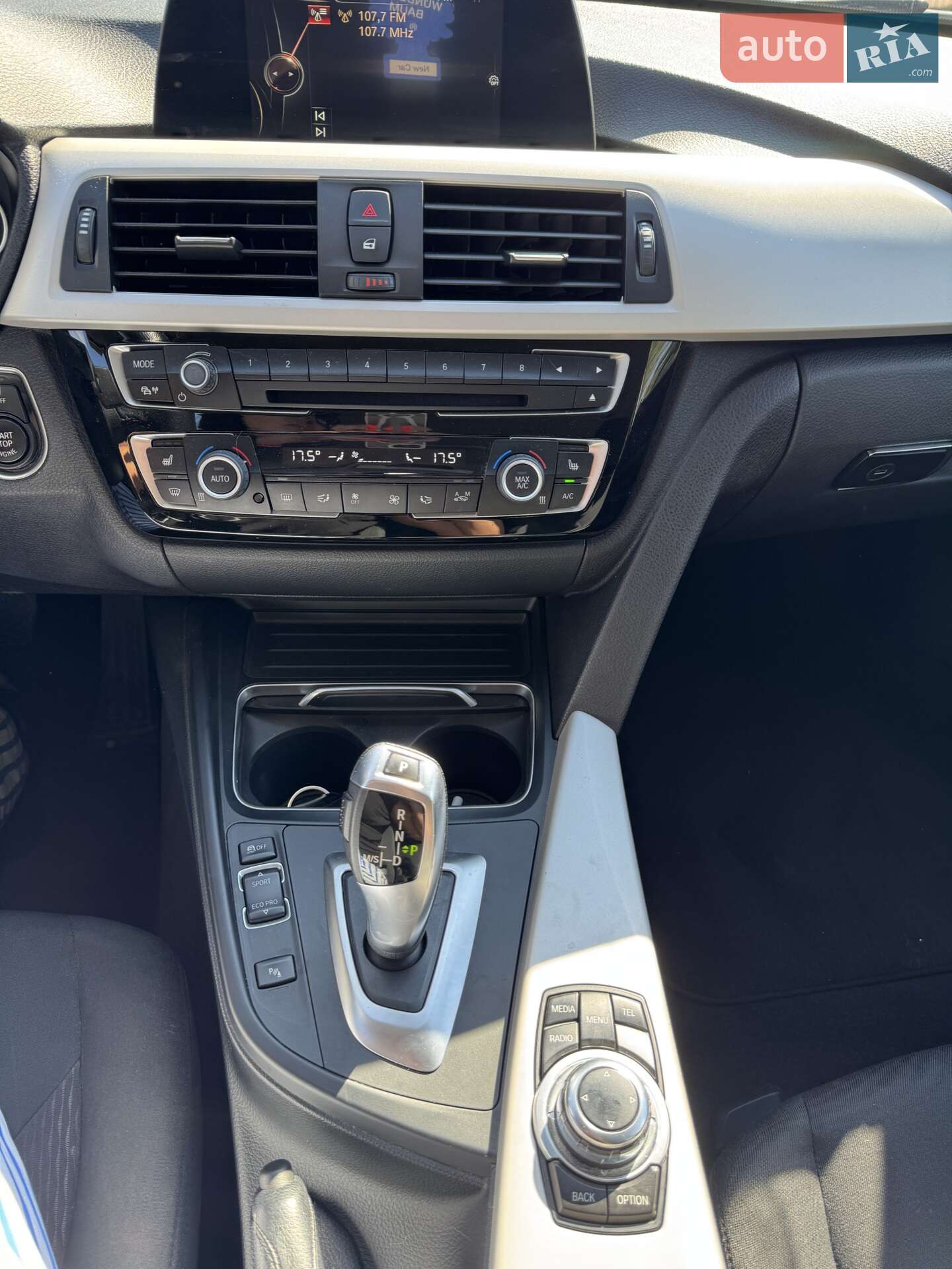 BMW 3 Series 2015 VIN WBA8H91070K664697 фото оголошення 8 з 19