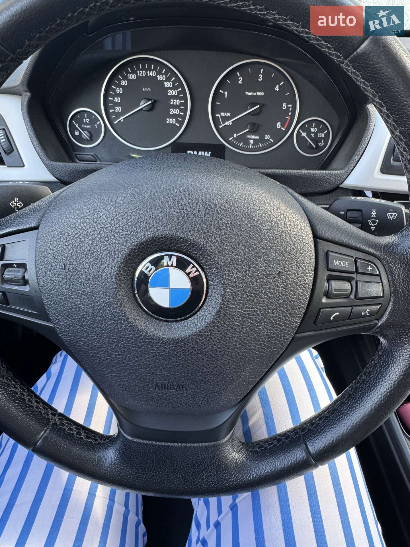 BMW 3 Series 2015 VIN WBA8H91070K664697 фото оголошення 9 з 19
