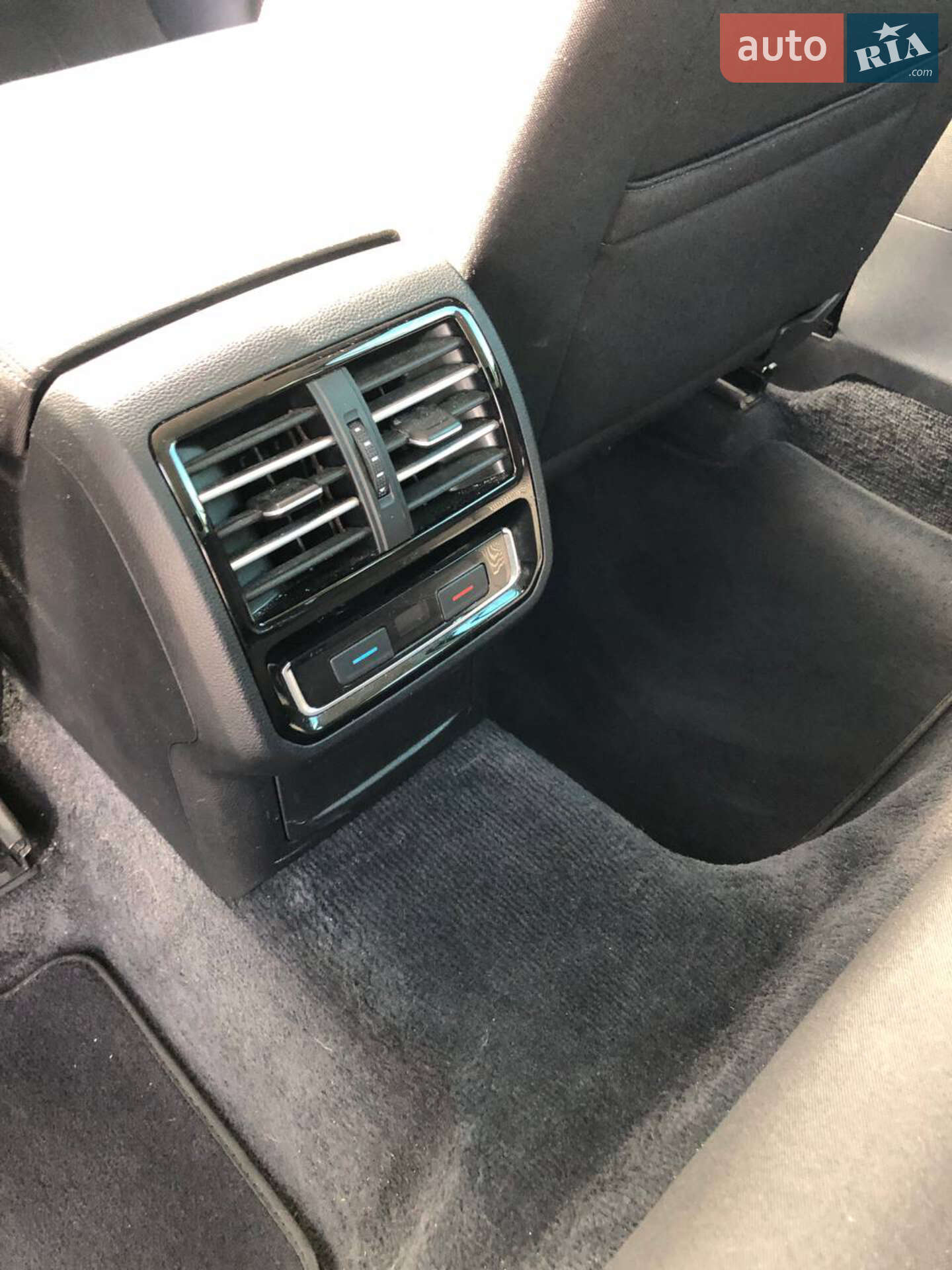 Volkswagen Passat 2015 VIN WVWZZZ3CZGE074879 фото оголошення 15 з 24