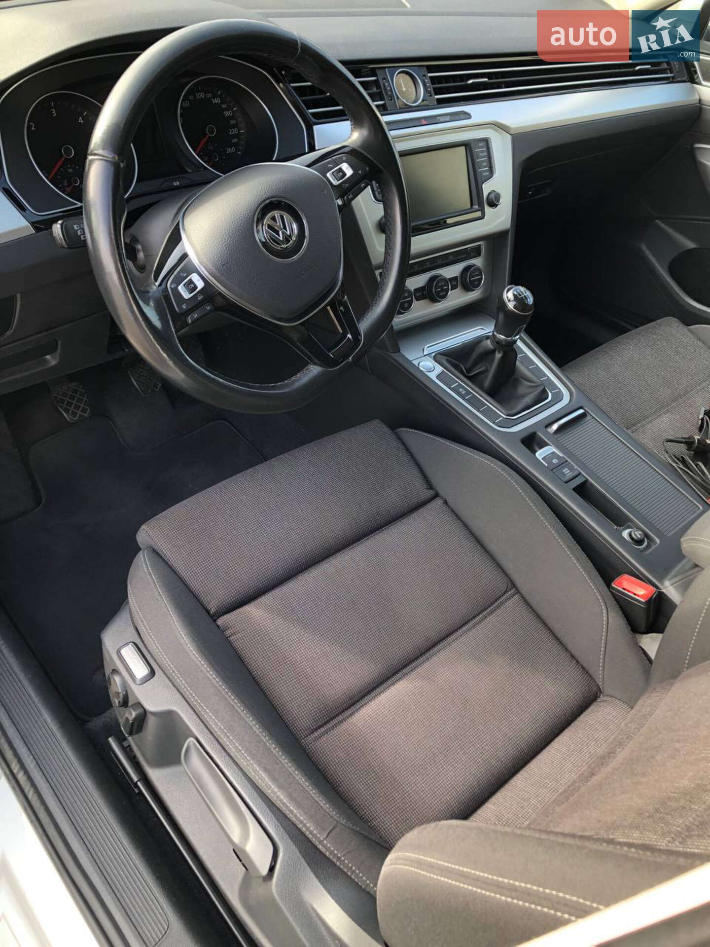 Volkswagen Passat 2015 VIN WVWZZZ3CZGE074879 фото оголошення 20 з 24