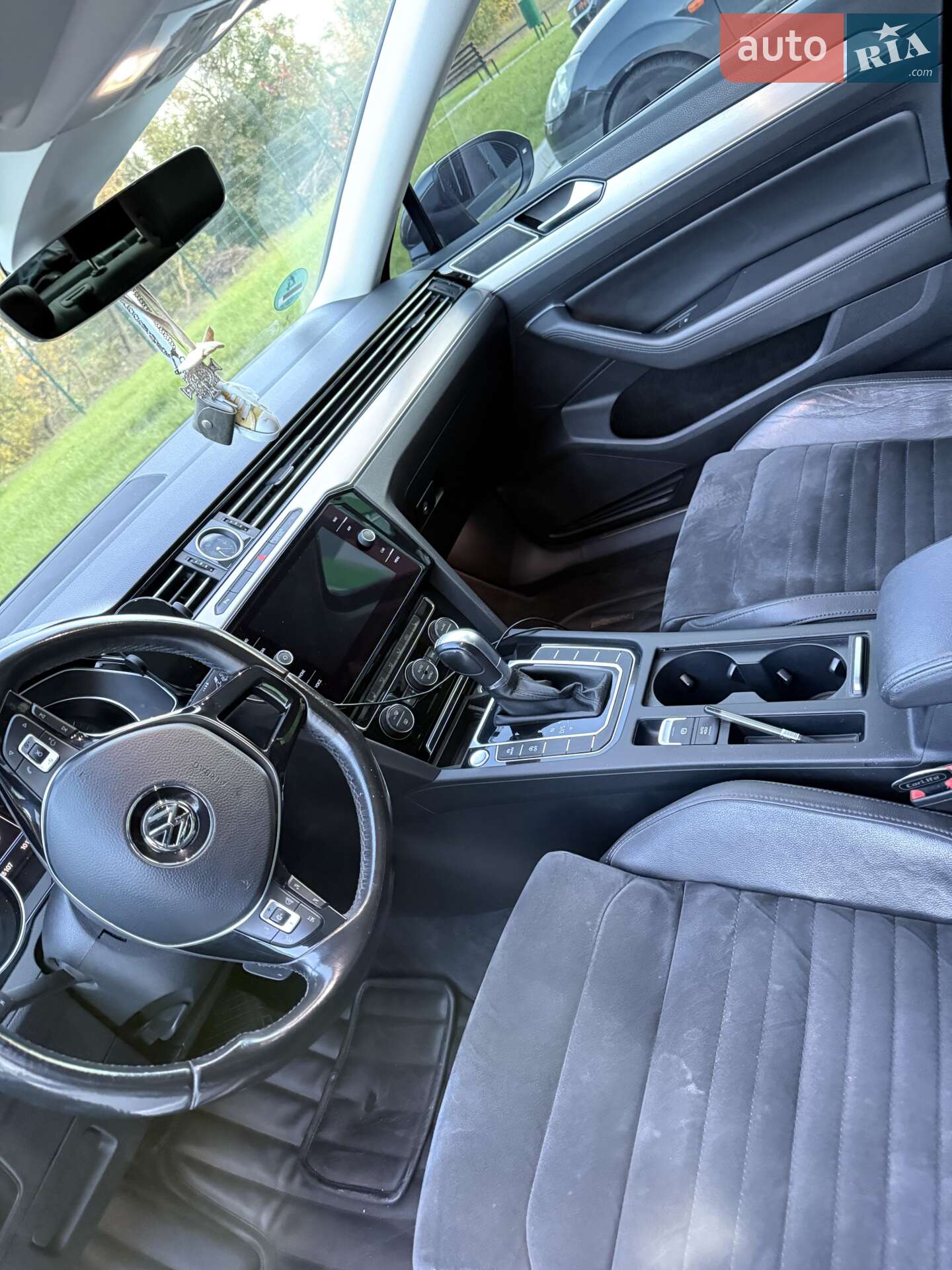 Volkswagen Passat 2017 VIN WVWZZZ3CZJE063966 фото оголошення 8 з 14