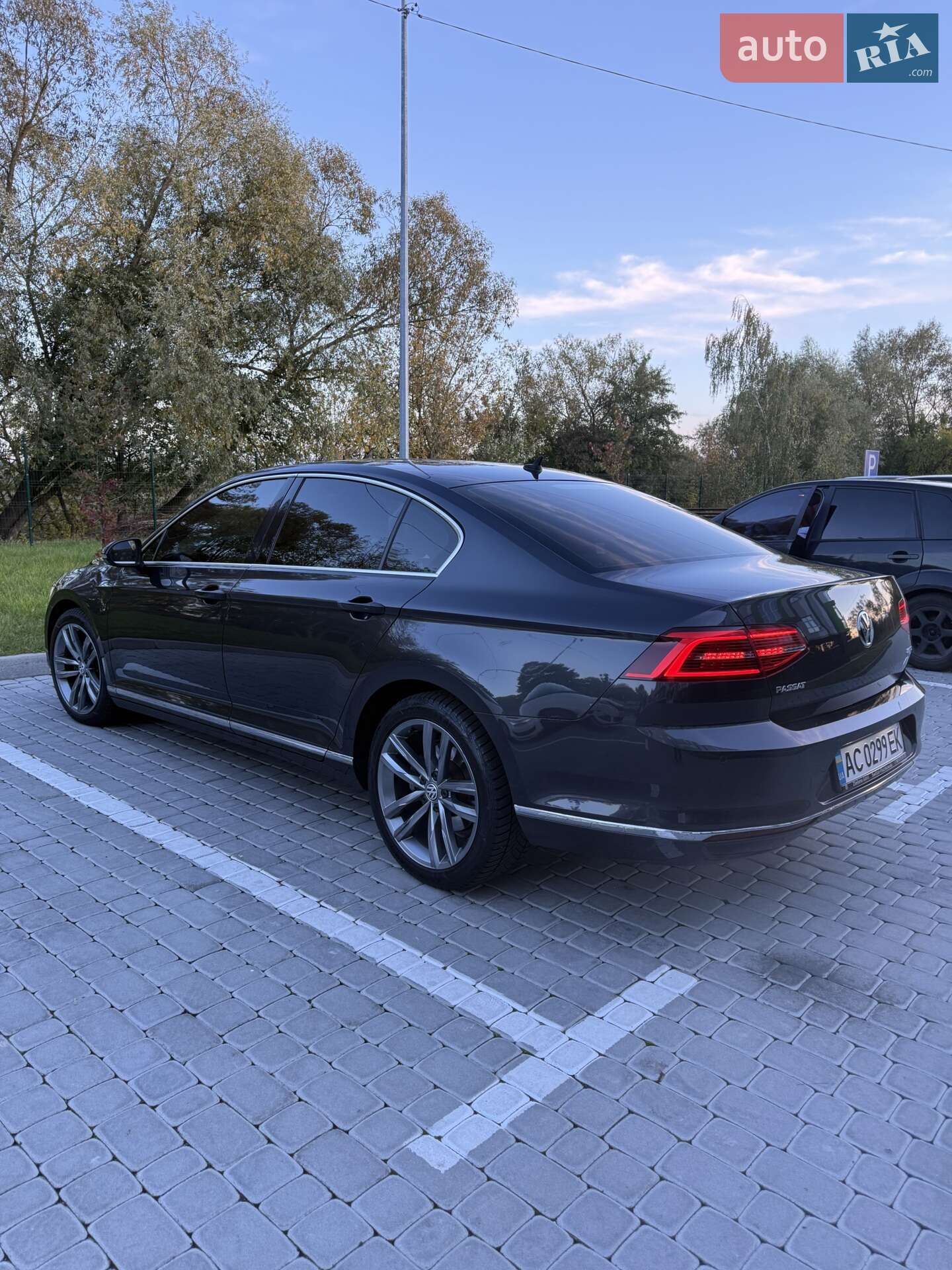 Volkswagen Passat 2017 VIN WVWZZZ3CZJE063966 фото оголошення 7 з 14
