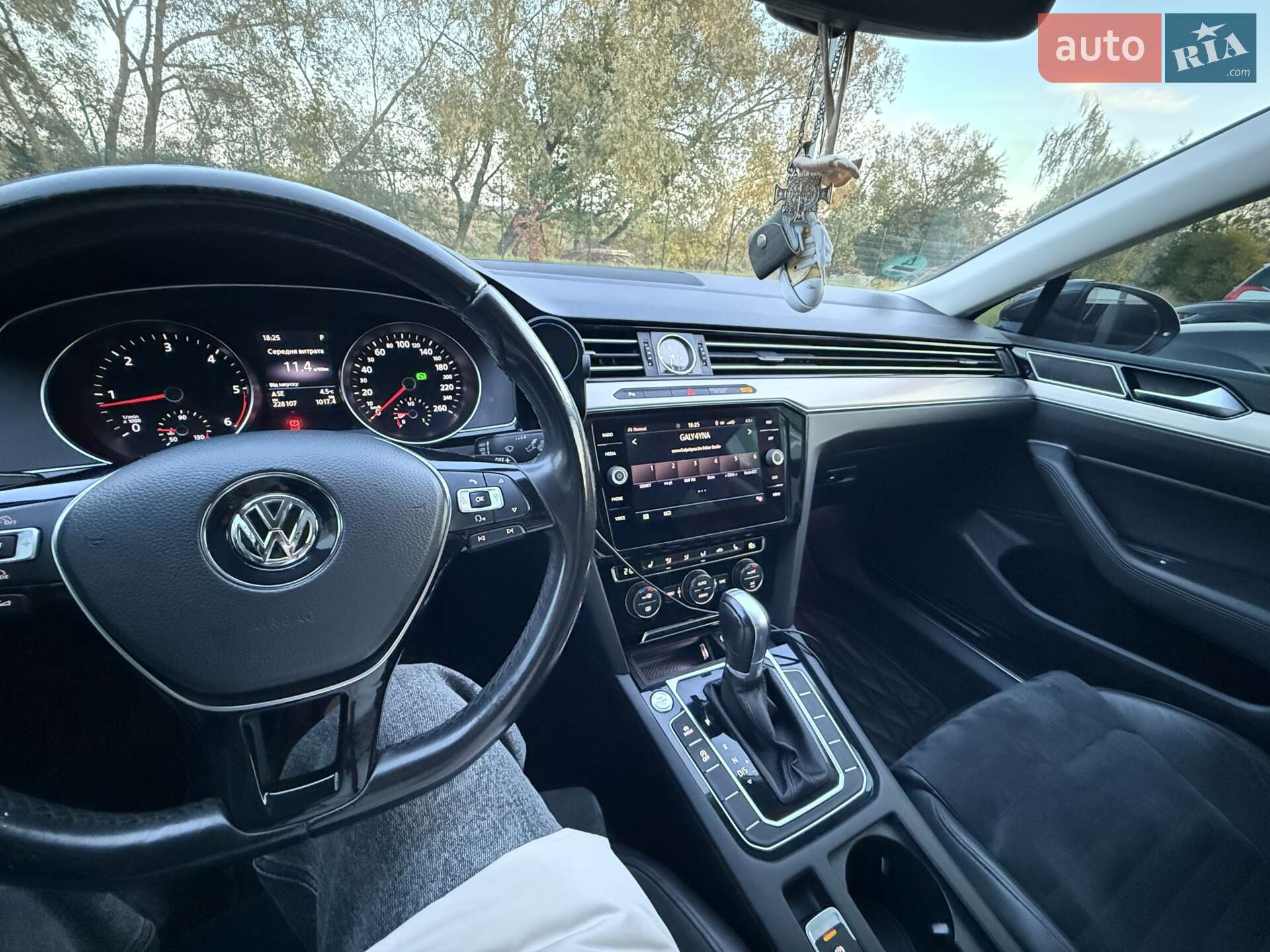 Volkswagen Passat 2017 VIN WVWZZZ3CZJE063966 фото оголошення 10 з 14