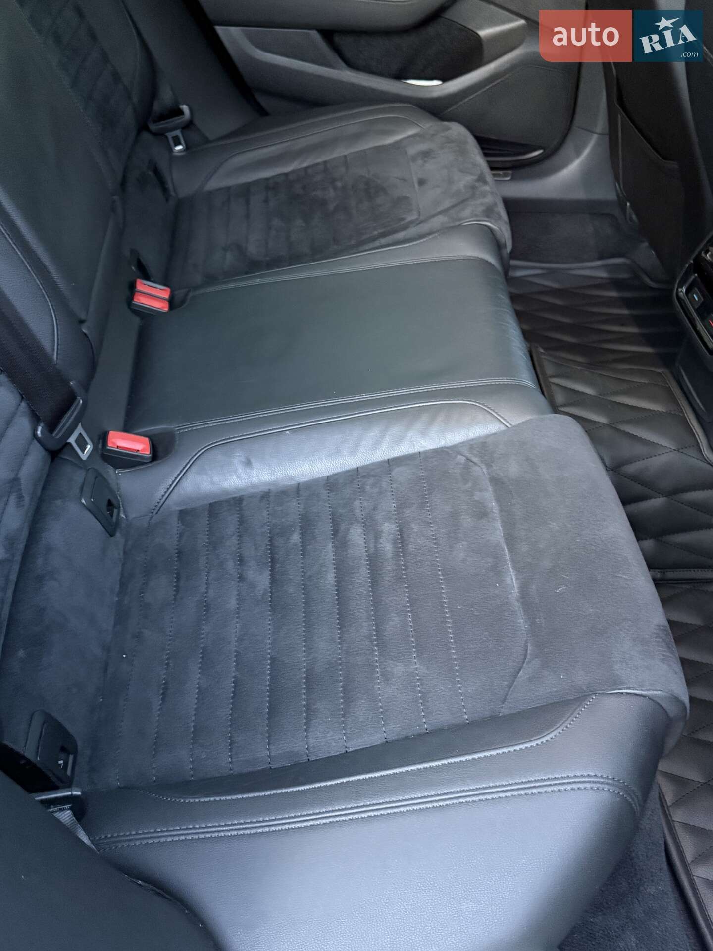 Volkswagen Passat 2017 VIN WVWZZZ3CZJE063966 фото оголошення 12 з 14