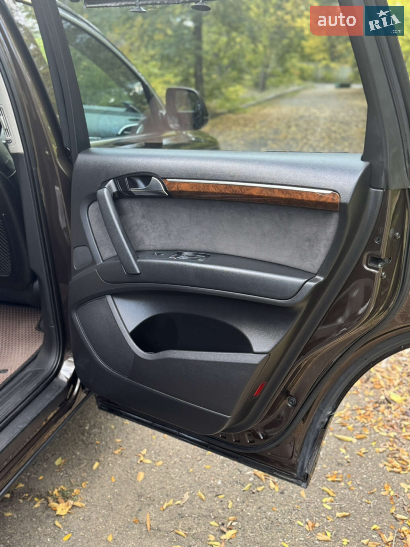 Audi Q7 2011 VIN WAUZZZ4L6BD040307 фото оголошення 25 з 53