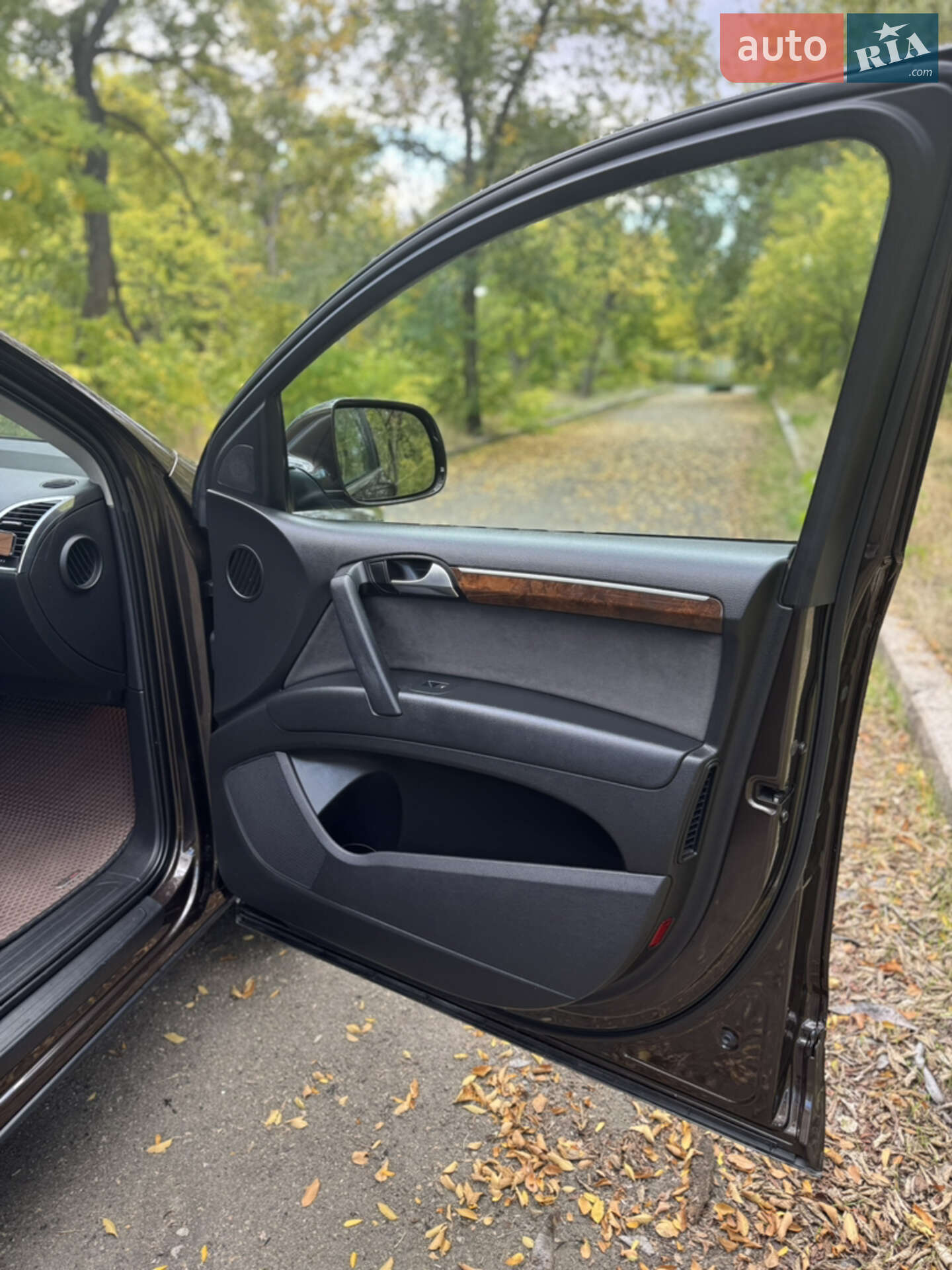 Audi Q7 2011 VIN WAUZZZ4L6BD040307 фото оголошення 26 з 53