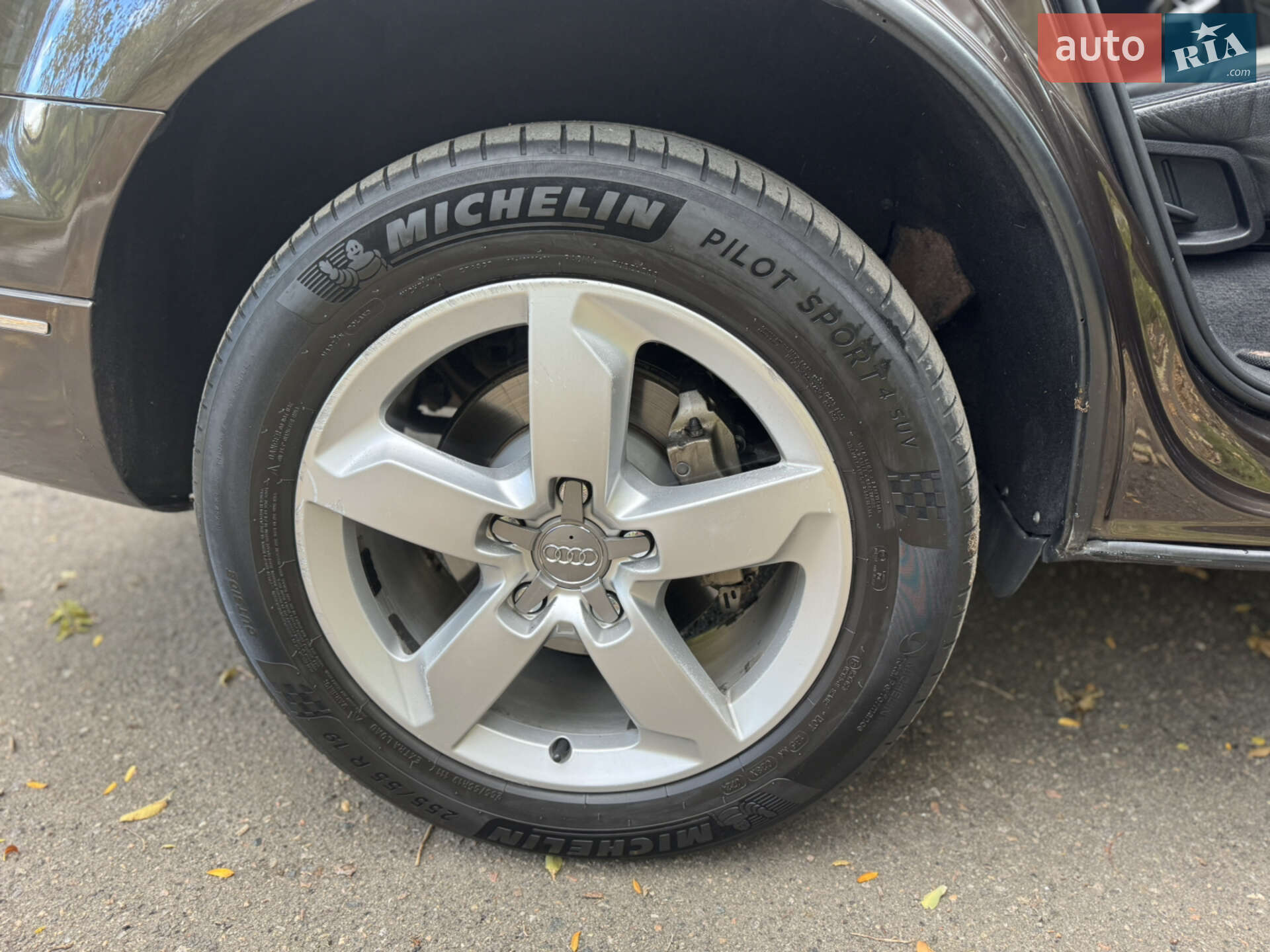 Audi Q7 2011 VIN WAUZZZ4L6BD040307 фото оголошення 29 з 53