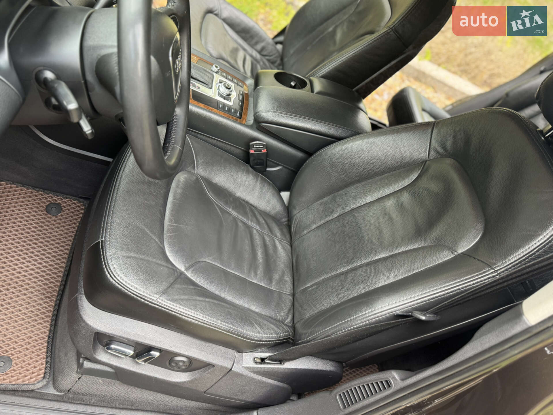 Audi Q7 2011 VIN WAUZZZ4L6BD040307 фото оголошення 39 з 53