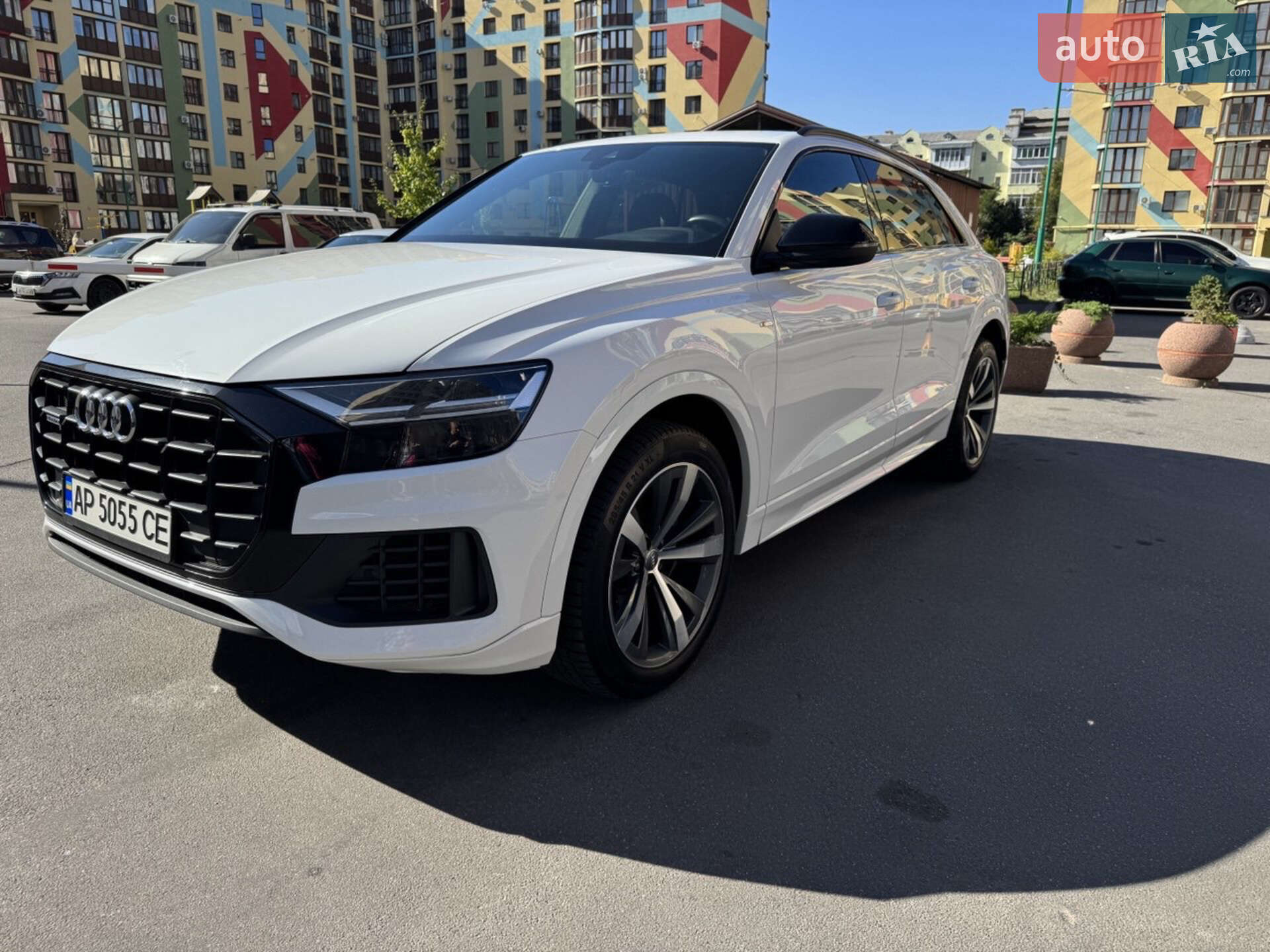 Audi Q8 2019 VIN WAUZZZF15KD025163 фото оголошення 8 з 15