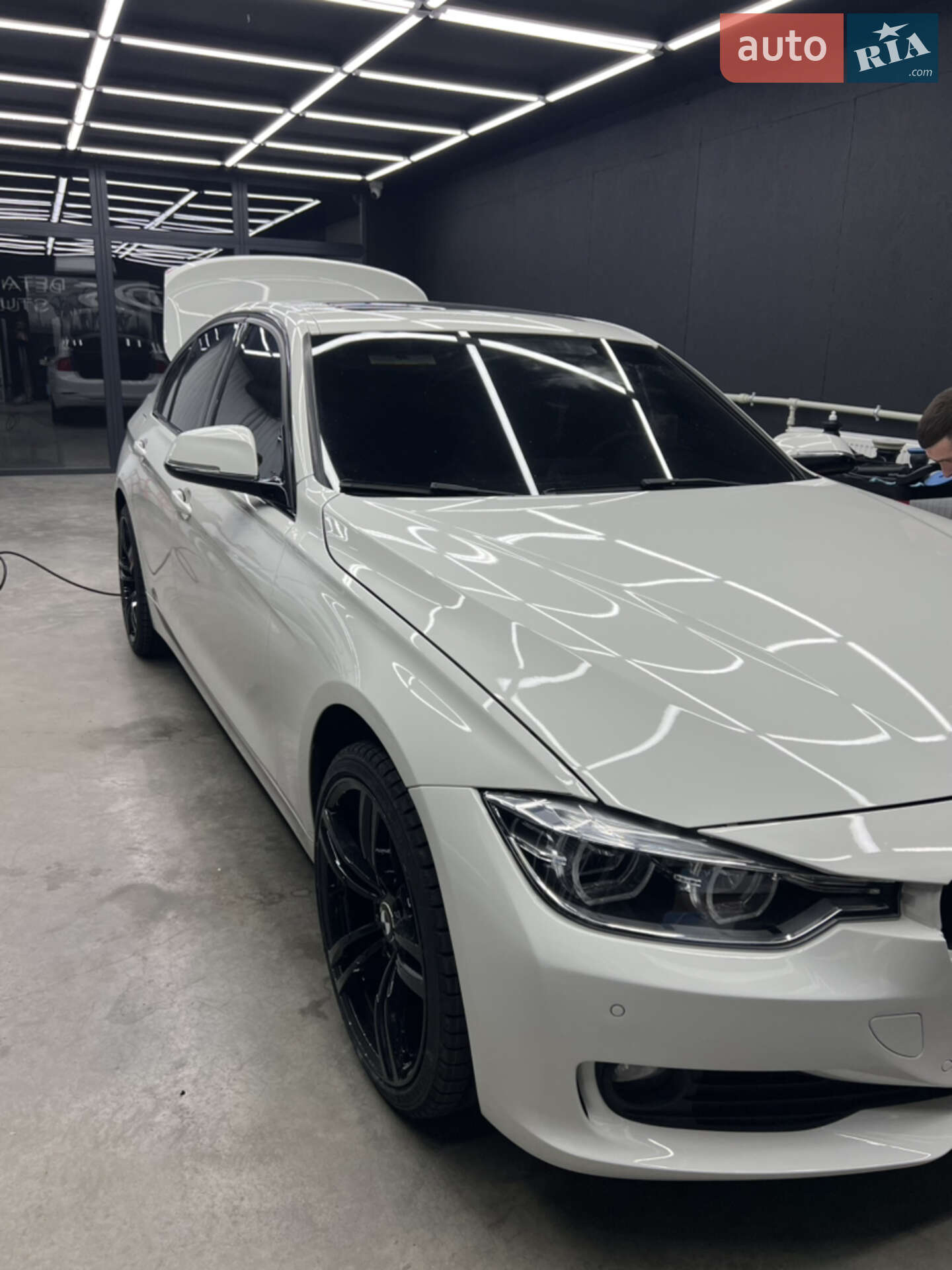 BMW 3 Series 2013 VIN WBA3B3C59EJ977846 фото оголошення 11 з 12