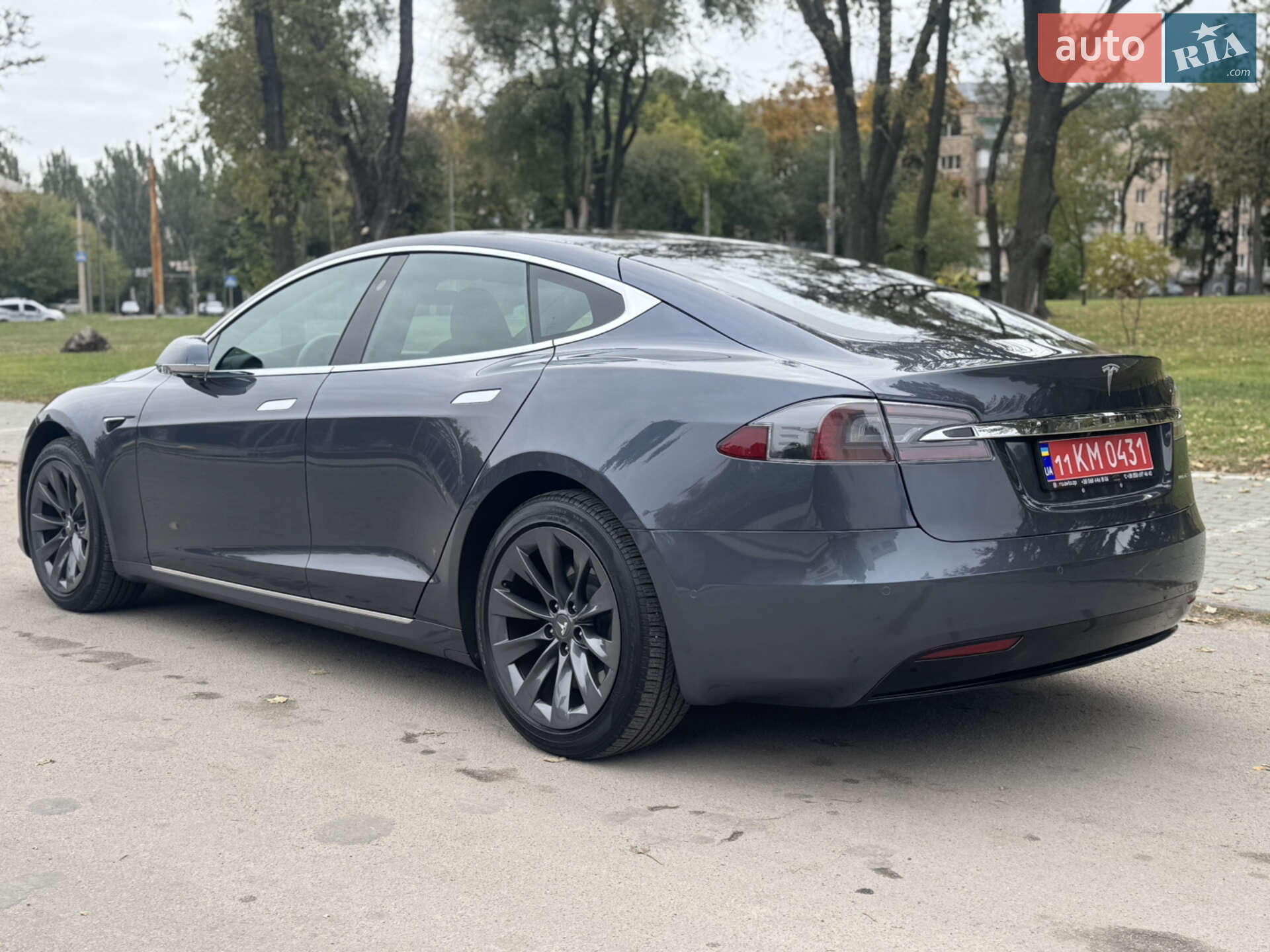 Tesla Model S 2020 VIN 5YJSA1E22LF369714 фото оголошення 4 з 50