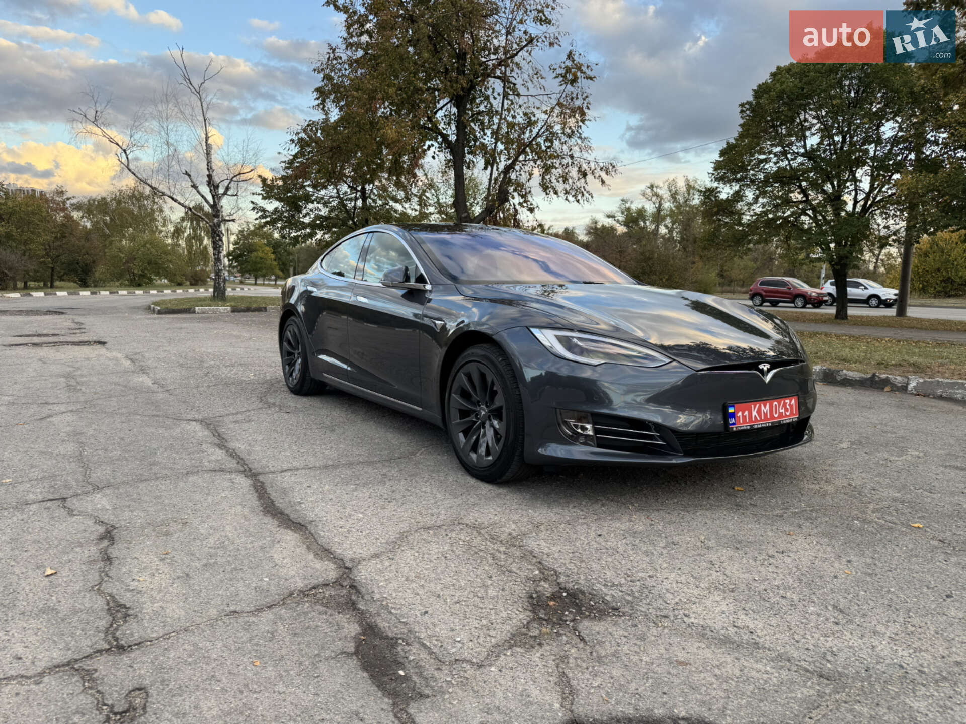 Tesla Model S 2020 VIN 5YJSA1E22LF369714 фото оголошення 12 з 50