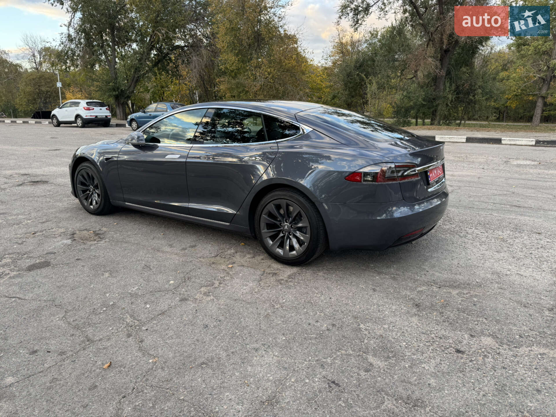 Tesla Model S 2020 VIN 5YJSA1E22LF369714 фото оголошення 18 з 50
