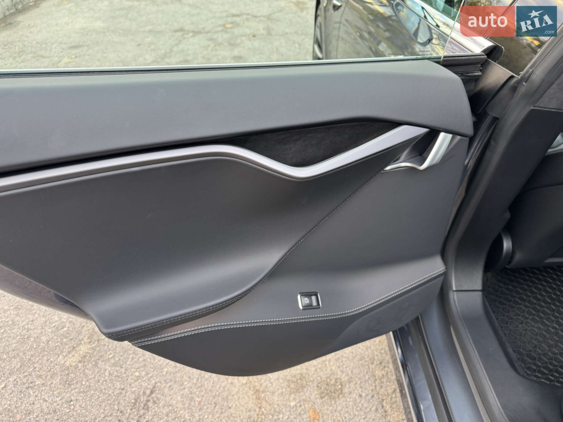 Tesla Model S 2020 VIN 5YJSA1E22LF369714 фото оголошення 4 з 50
