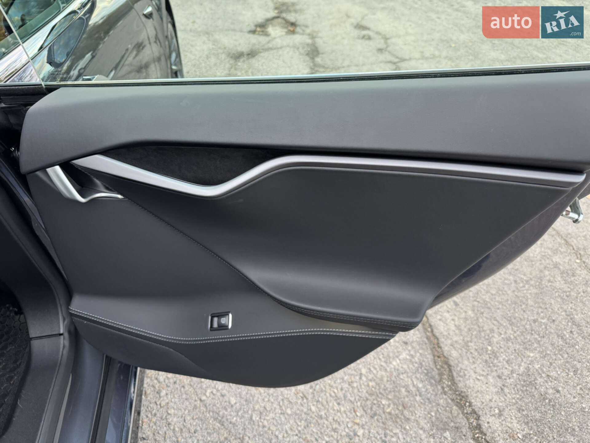Tesla Model S 2020 VIN 5YJSA1E22LF369714 фото оголошення 6 з 50