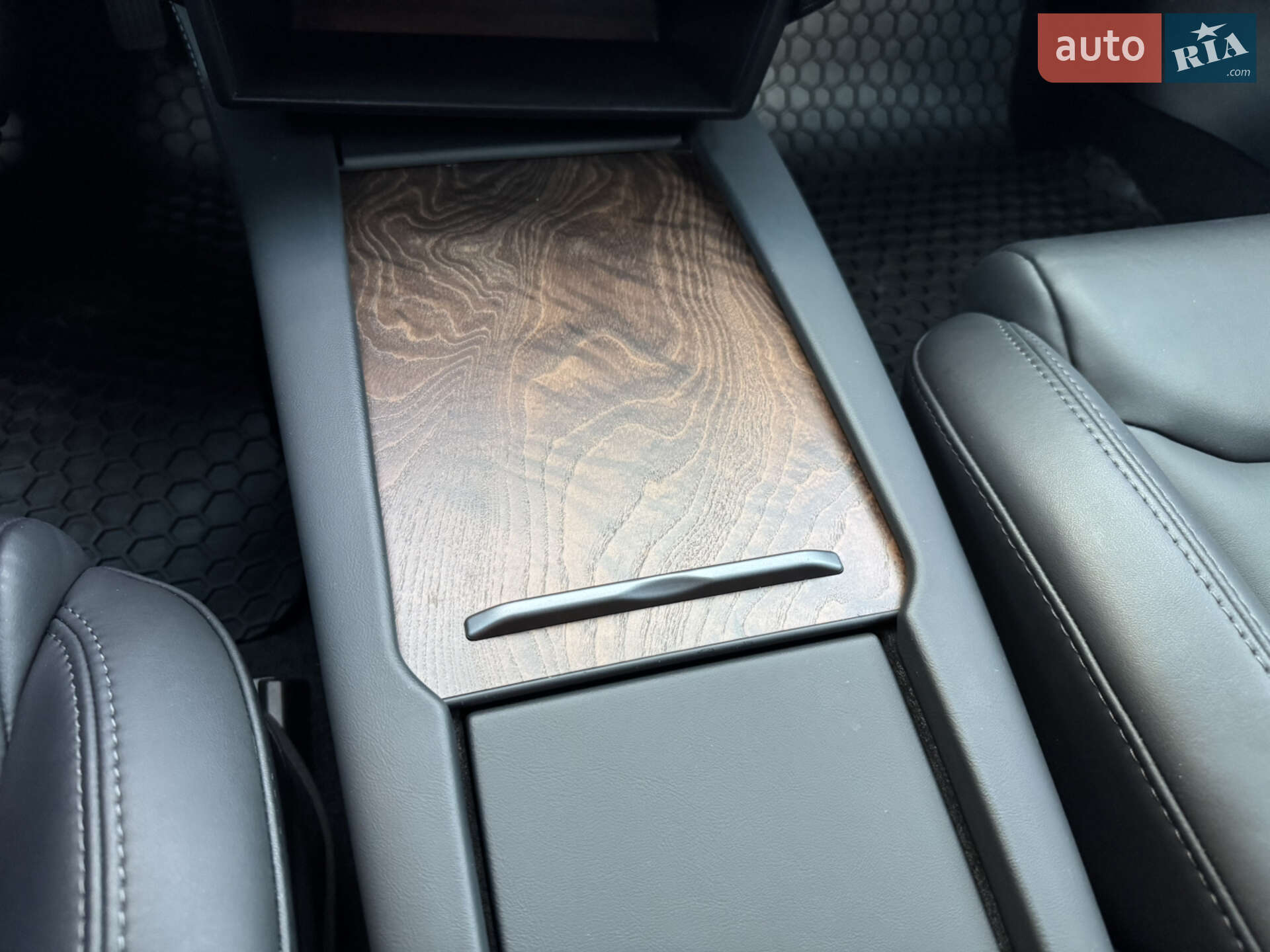Tesla Model S 2020 VIN 5YJSA1E22LF369714 фото оголошення 24 з 50