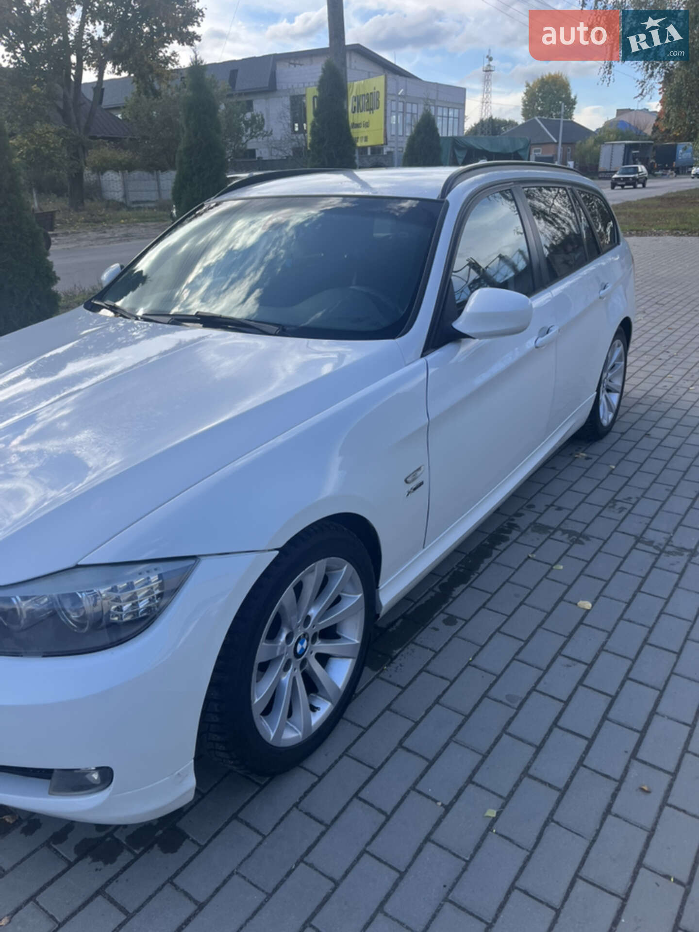 BMW 3 Series 2012 VIN WBAUY310X0F468211 фото оголошення 15 з 16