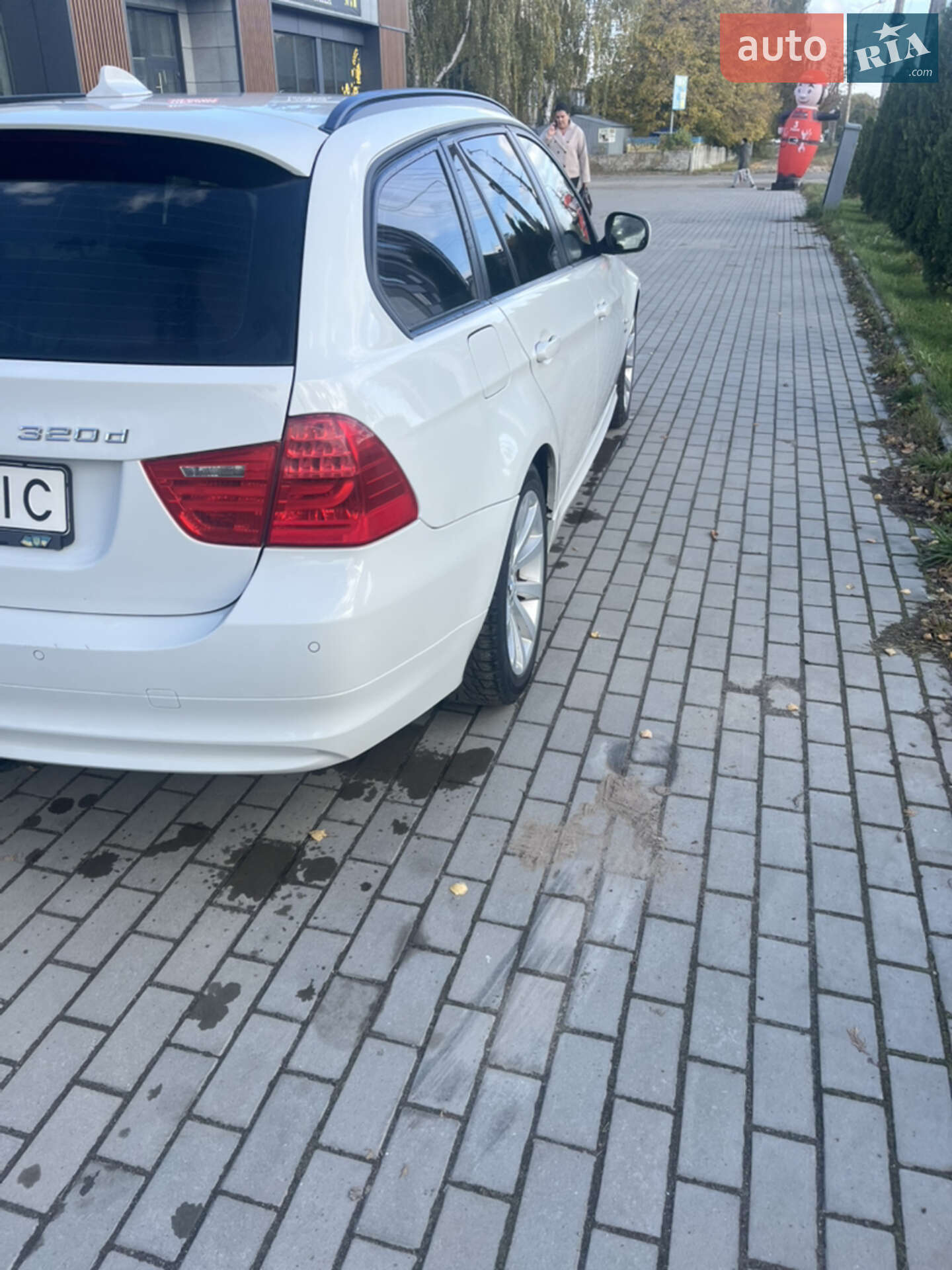 BMW 3 Series 2012 VIN WBAUY310X0F468211 фото оголошення 12 з 16
