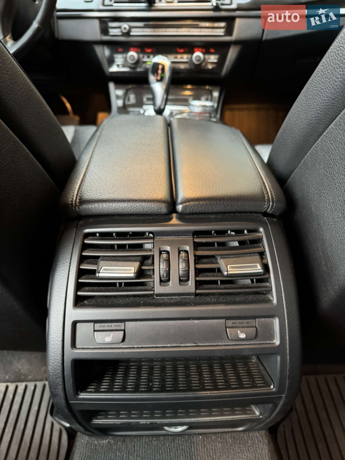 BMW 5 Series 2011 VIN WBAXH5C57CDW07888 фото оголошення 19 з 36
