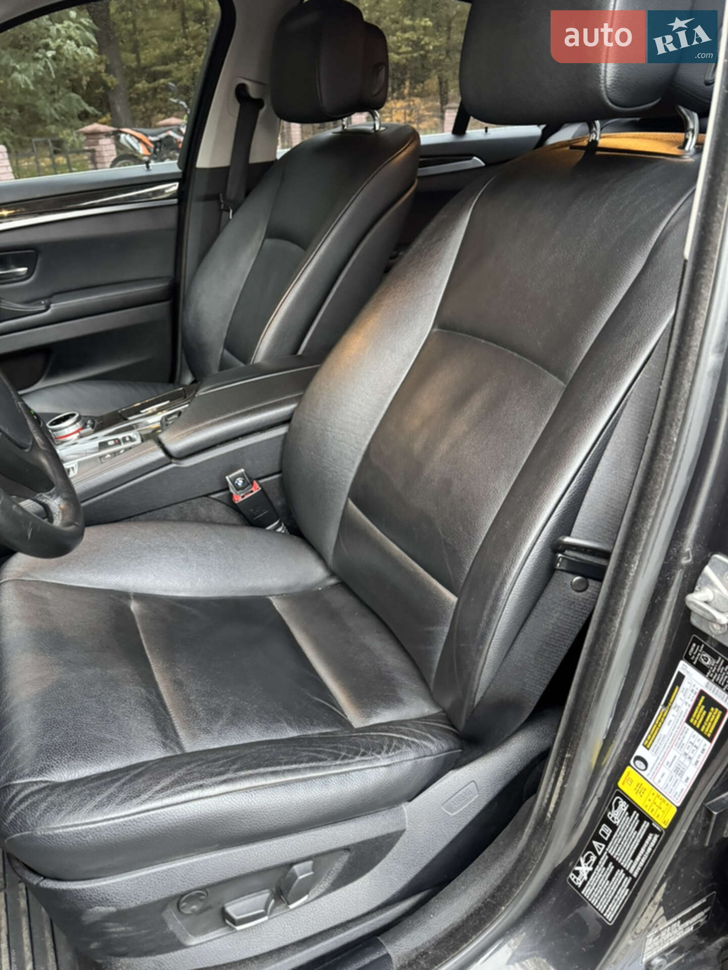 BMW 5 Series 2011 VIN WBAXH5C57CDW07888 фото оголошення 27 з 36
