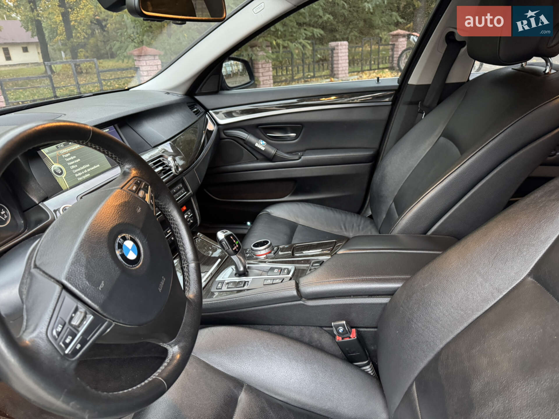 BMW 5 Series 2011 VIN WBAXH5C57CDW07888 фото оголошення 25 з 36
