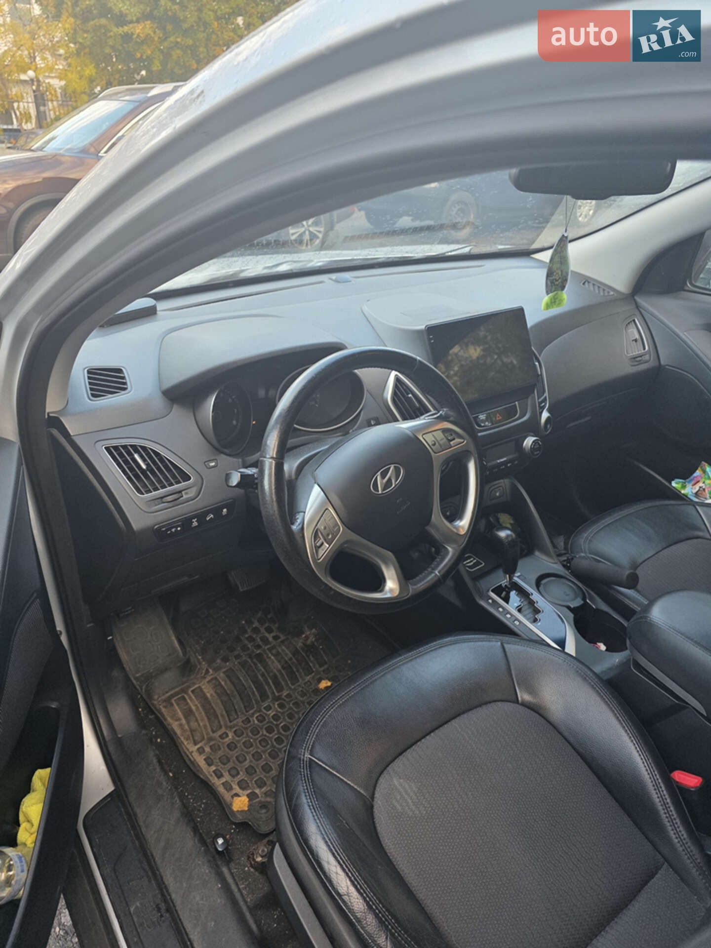 Hyundai ix35 2012 VIN KMHJU81BDCU447142 фото оголошення 8 з 15