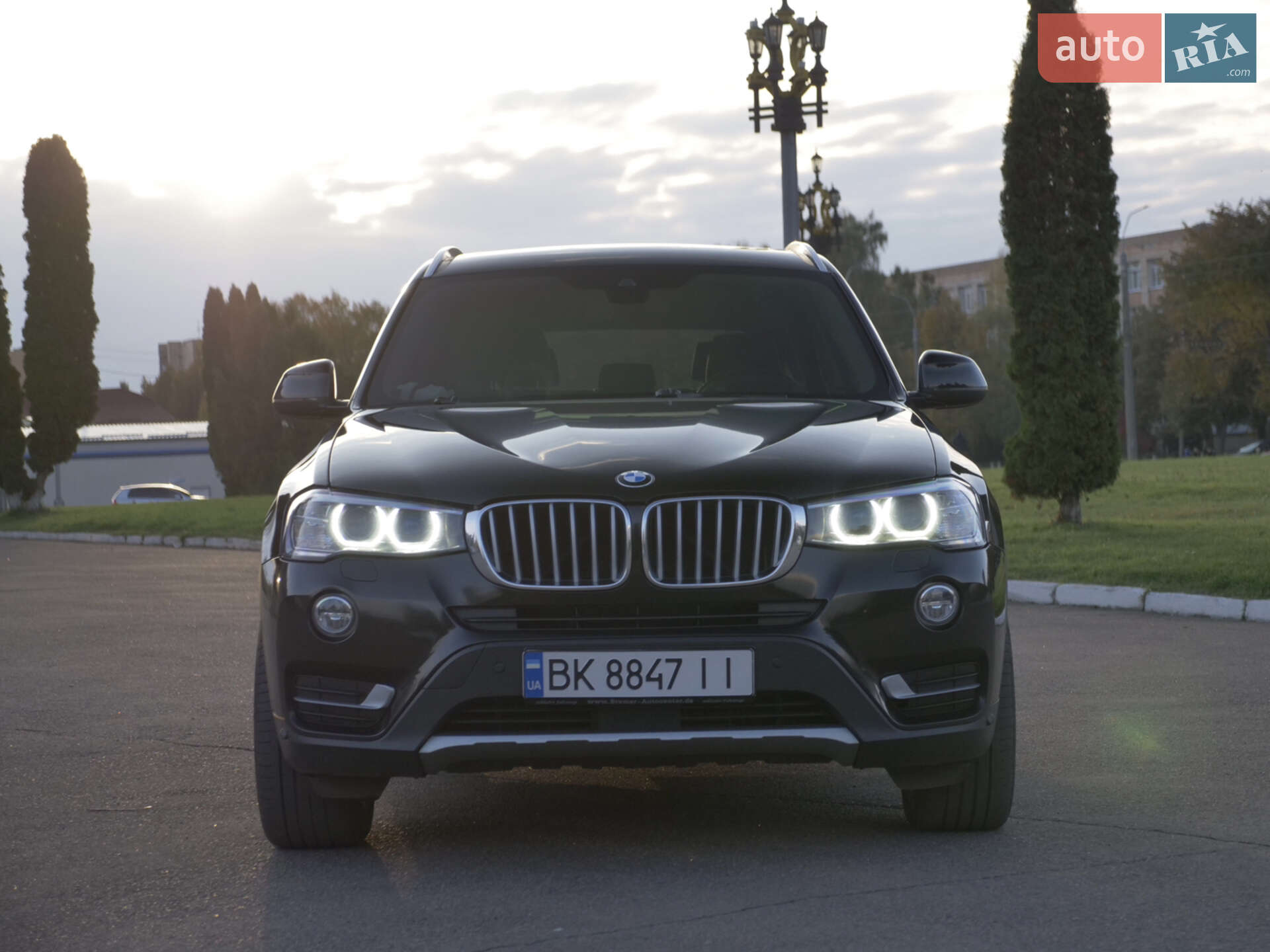 BMW X3 2017 VIN WBAWY510300E36663 фото оголошення 4 з 91