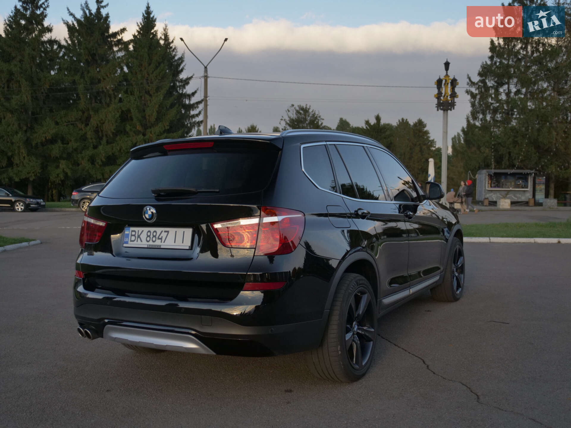 BMW X3 2017 VIN WBAWY510300E36663 фото оголошення 12 з 91