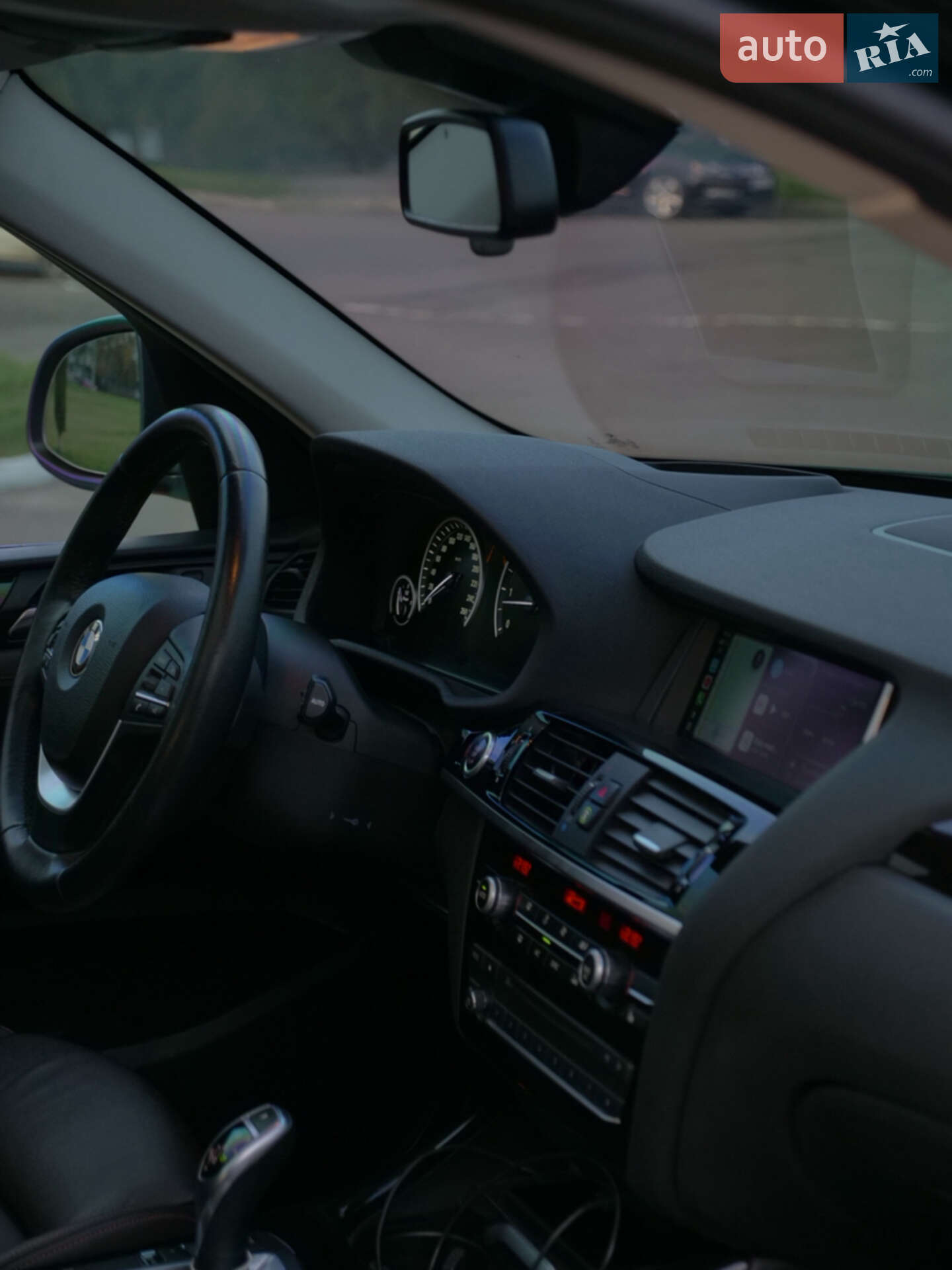 BMW X3 2017 VIN WBAWY510300E36663 фото оголошення 47 з 91