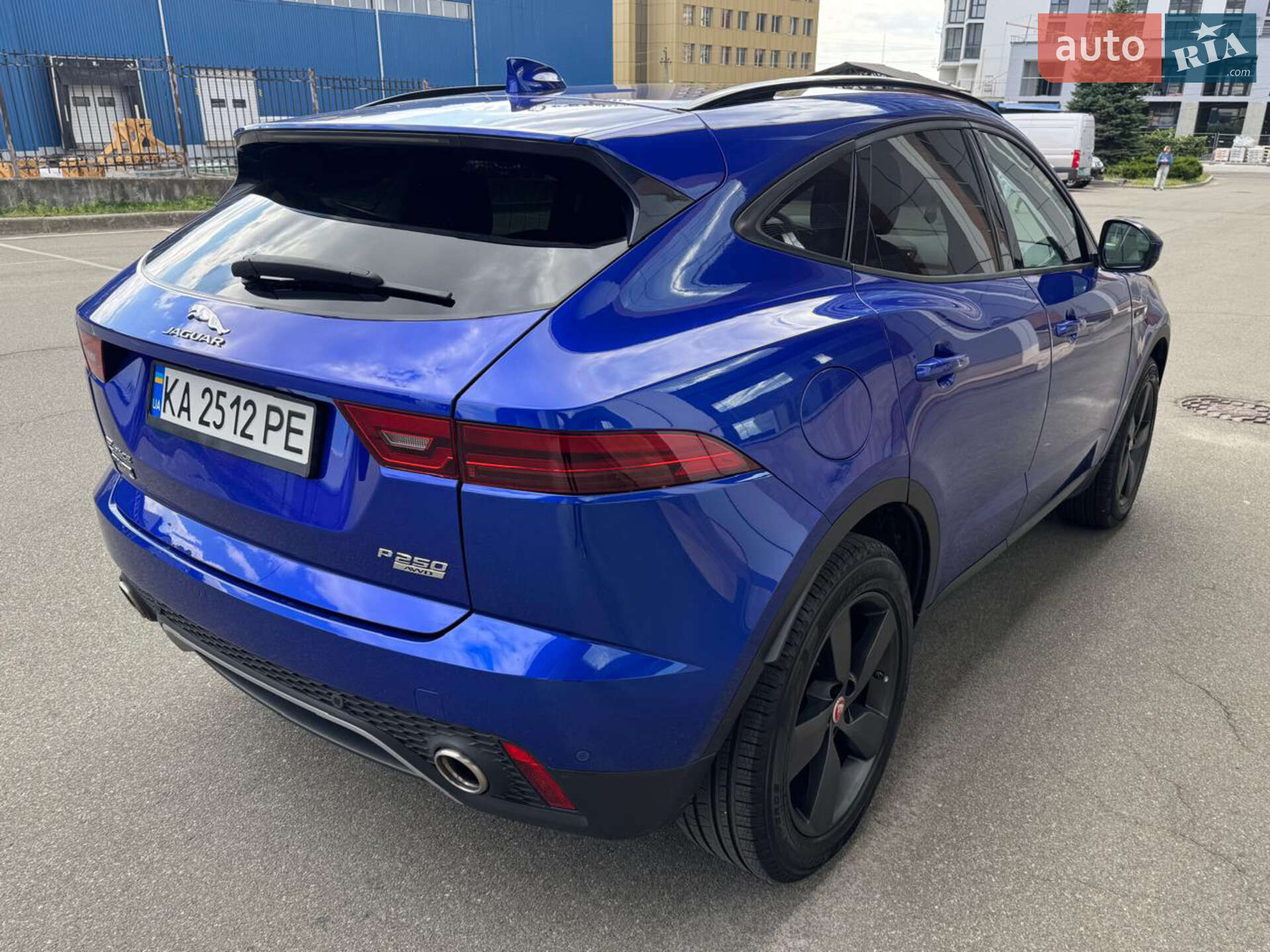 Jaguar E-Pace 2018 VIN SADFP2FX5J1Z14895 фото оголошення 3 з 48