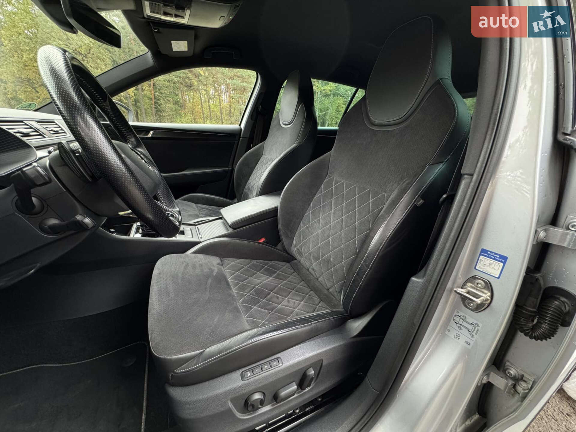 Skoda Superb 2020 VIN TMBJR7NP7M7023183 фото оголошення 14 з 21