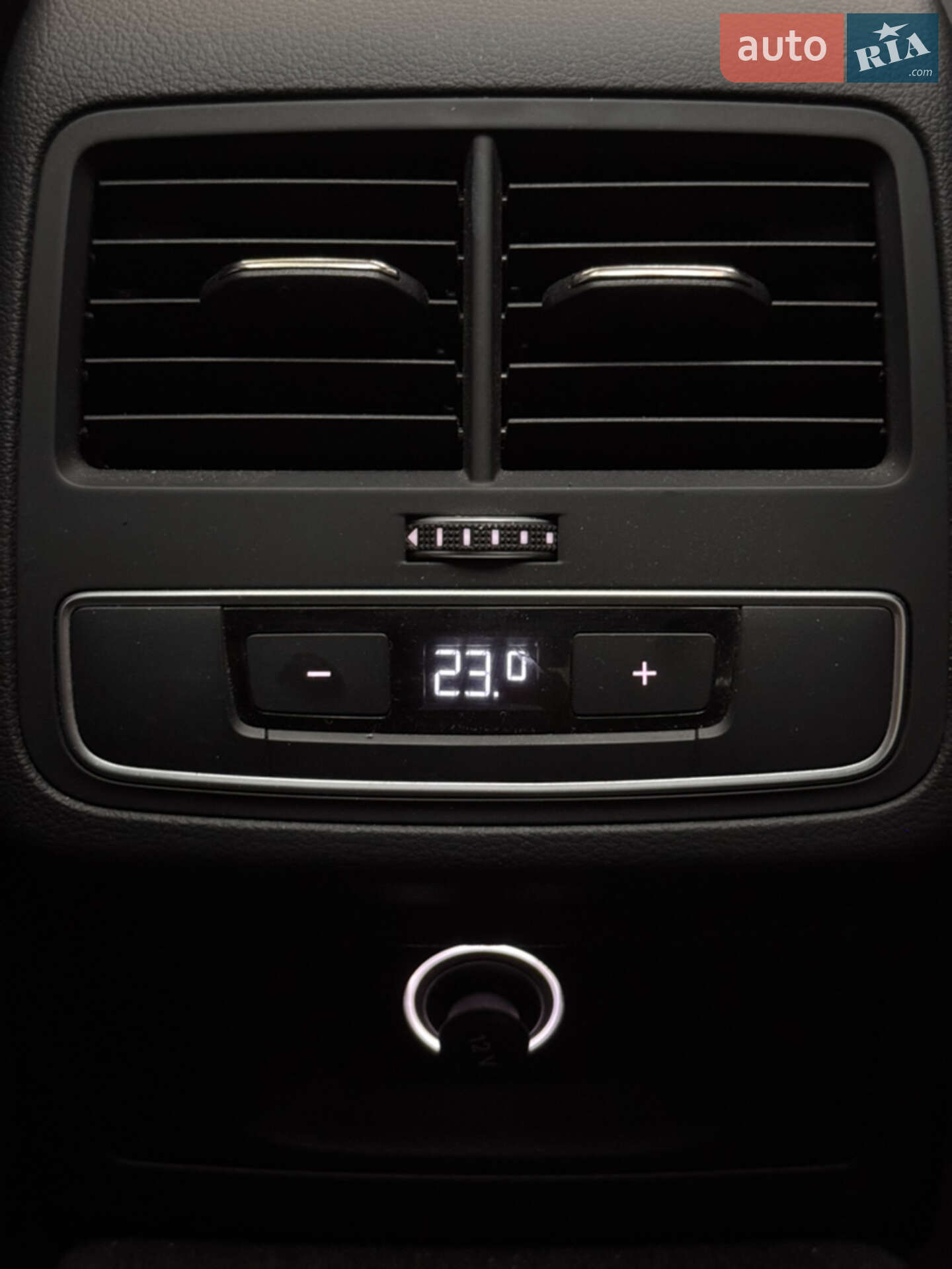 Audi A4 2016 VIN WAUANAF46HN006631 фото оголошення 21 з 21