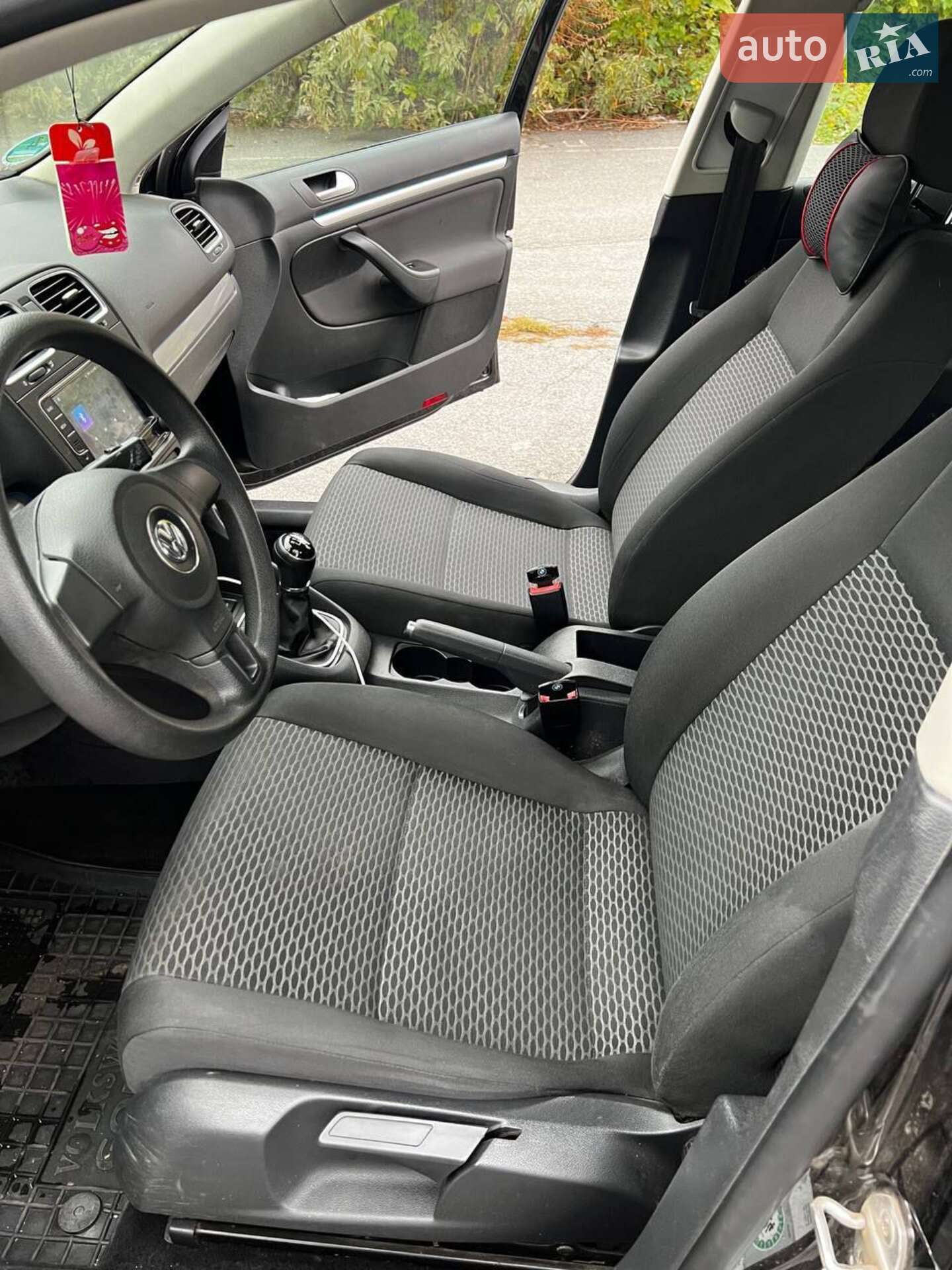 Volkswagen Golf 2013 VIN WVWZZZ1KZDM688583 фото оголошення 4 з 15