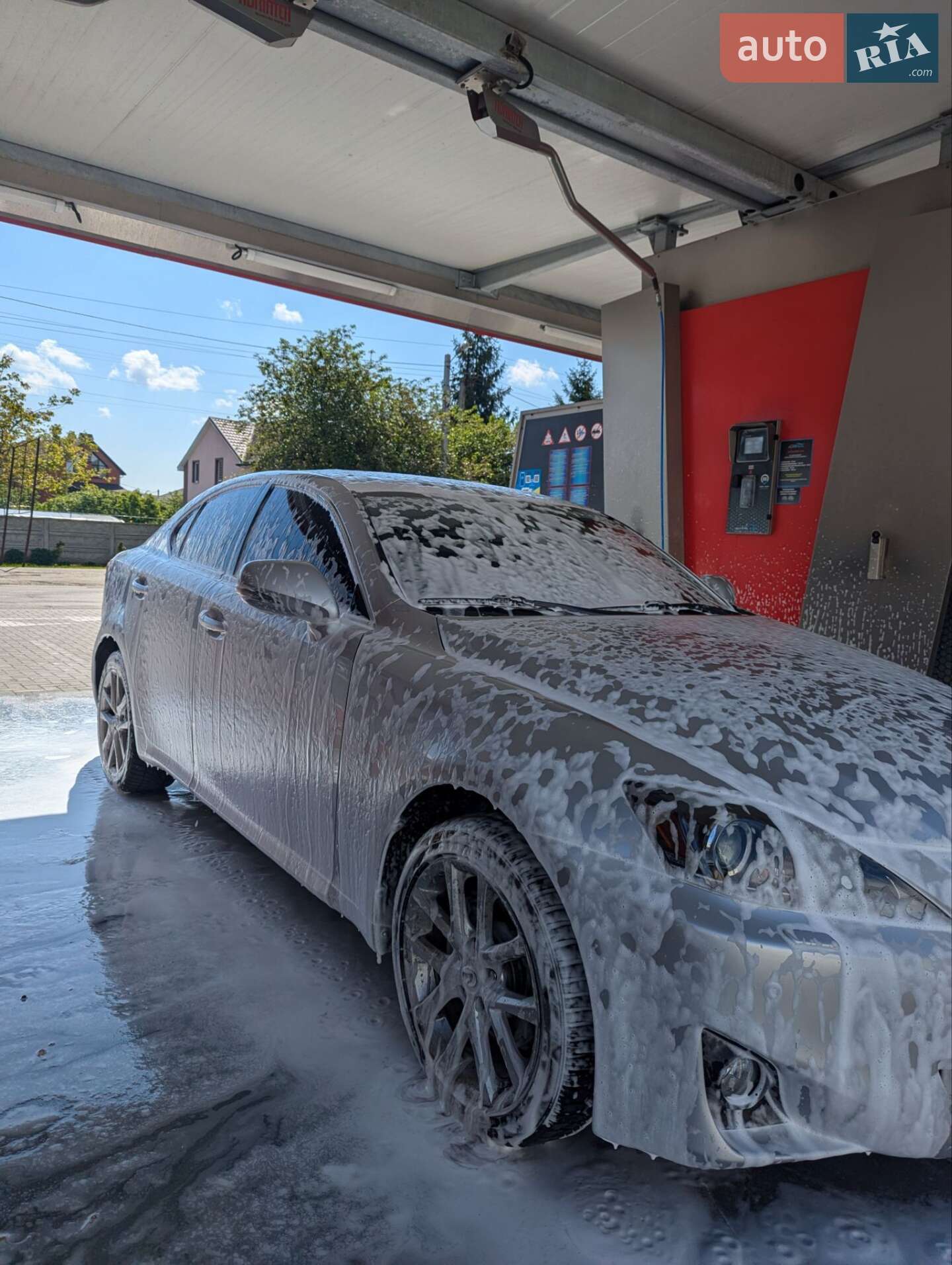 Lexus IS 2011 VIN JTHBX262302040293 фото оголошення 3 з 14