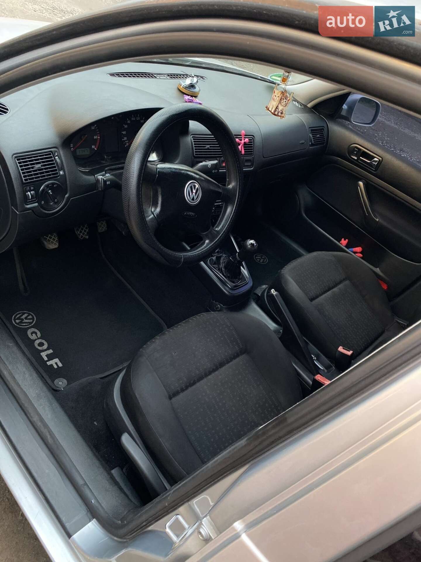 Volkswagen Golf 2002 VIN WVWZZZ1JZ3B014758 фото оголошення 3 з 7