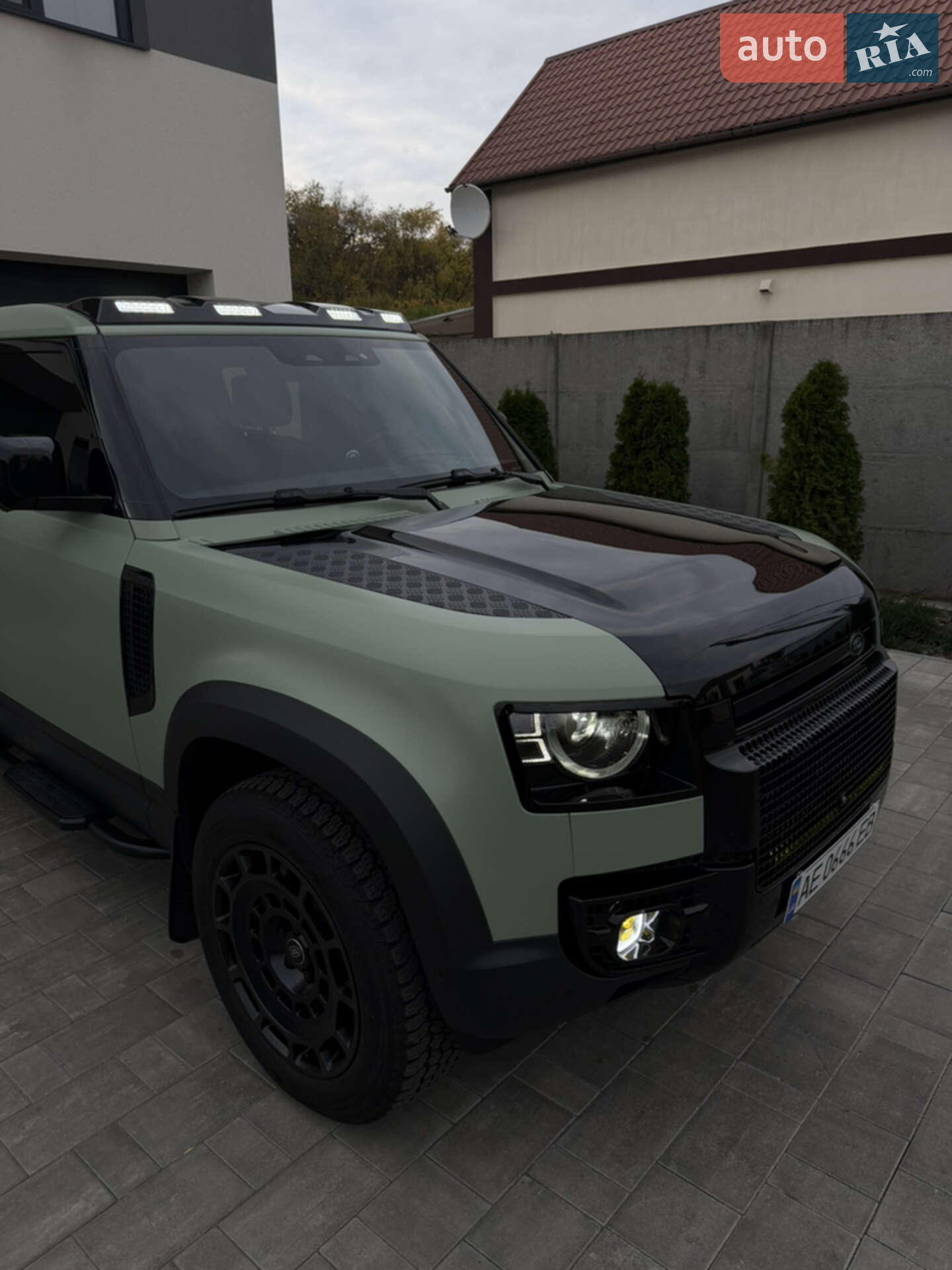 Land Rover Defender 2023 VIN SALEA7BW6P2221512 фото оголошення 5 з 29