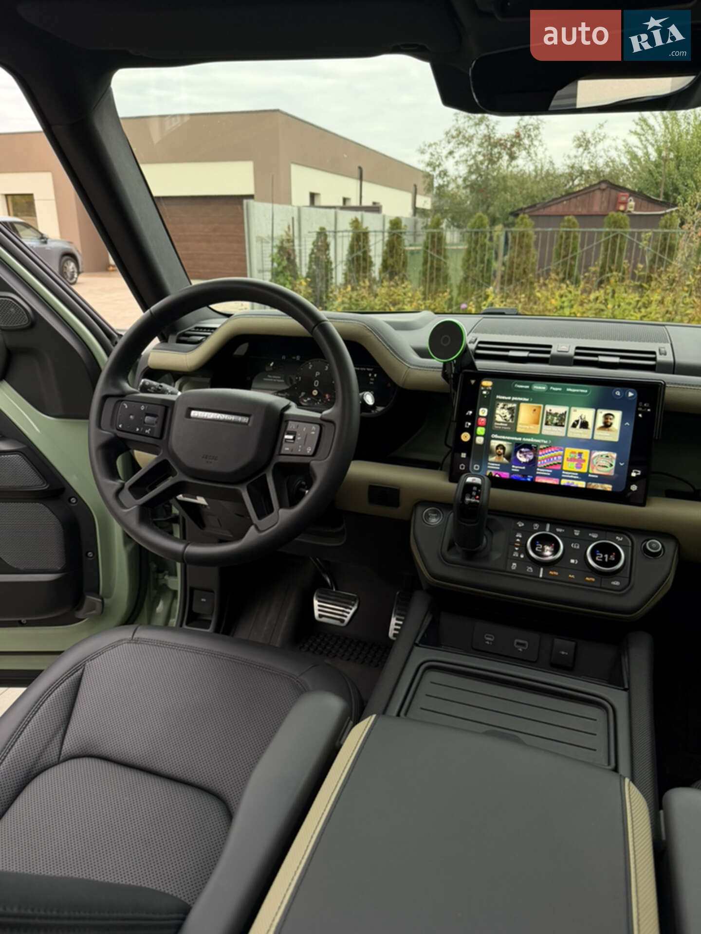 Land Rover Defender 2023 VIN SALEA7BW6P2221512 фото оголошення 12 з 29