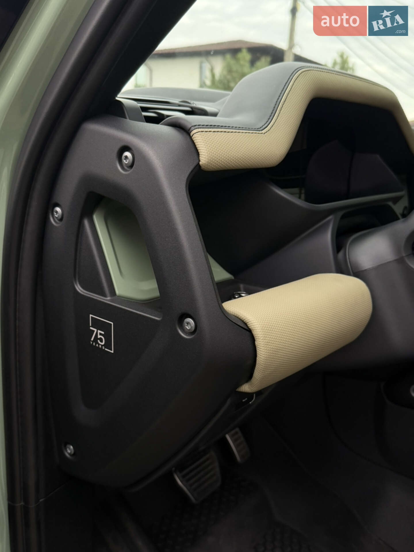 Land Rover Defender 2023 VIN SALEA7BW6P2221512 фото оголошення 18 з 29