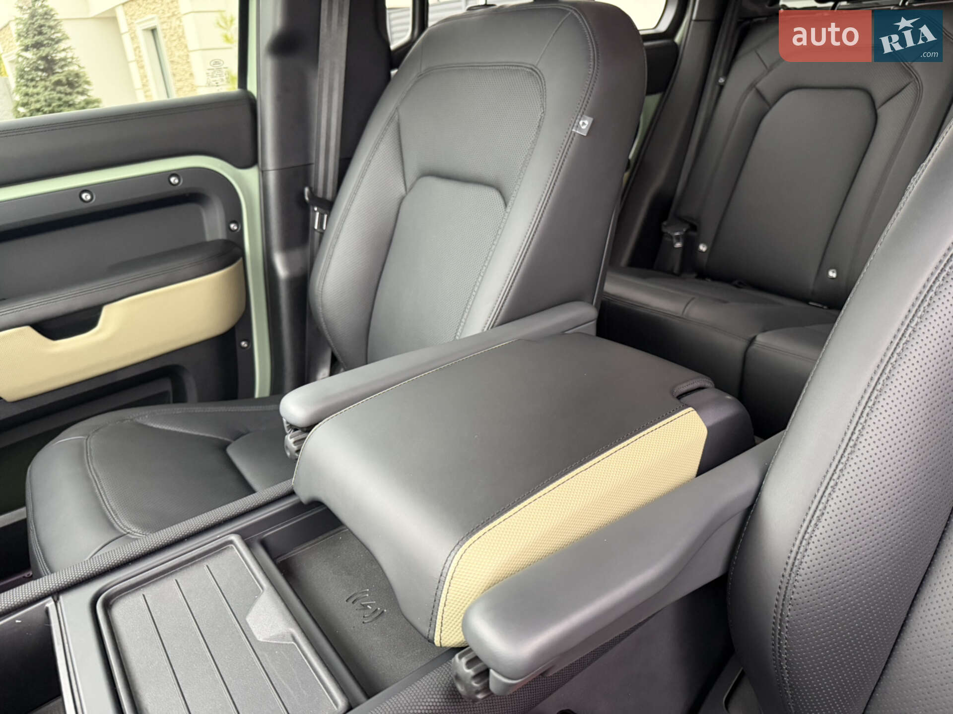 Land Rover Defender 2023 VIN SALEA7BW6P2221512 фото оголошення 21 з 29