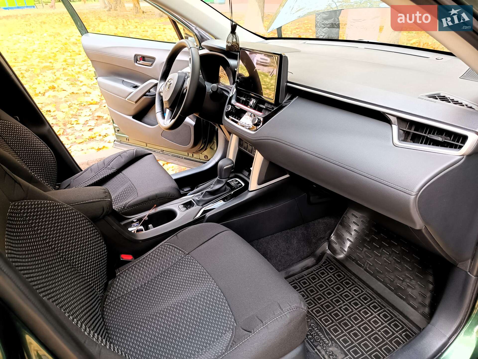 Toyota Corolla Cross 2024 VIN 7MUBAABG4SV120444 фото оголошення 11 з 21