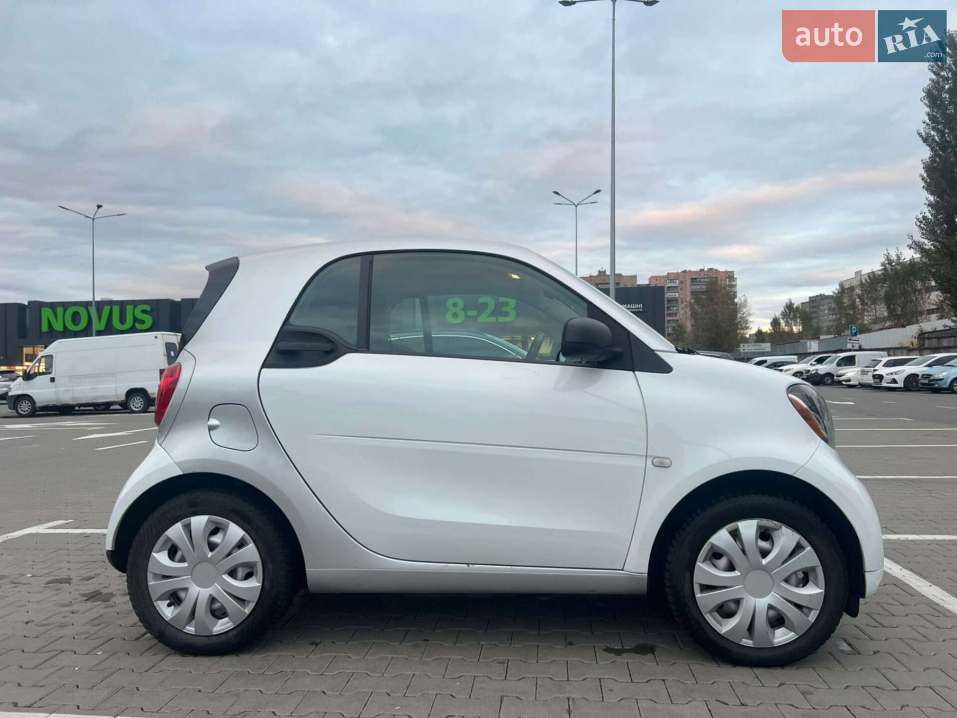Smart Fortwo 2016 VIN WMEFJ5DA7GK127609 фото оголошення 6 з 15