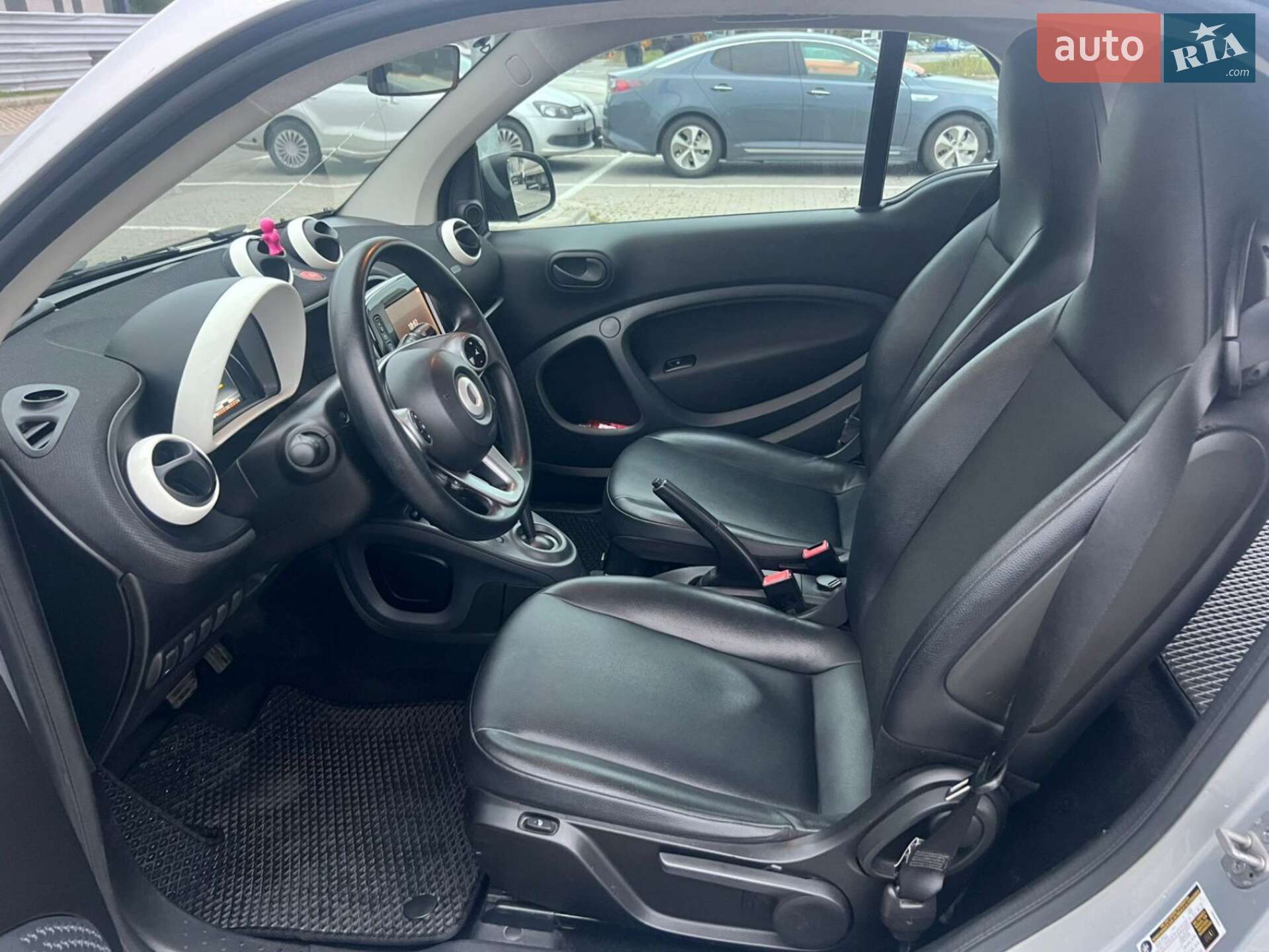 Smart Fortwo 2016 VIN WMEFJ5DA7GK127609 фото оголошення 13 з 15