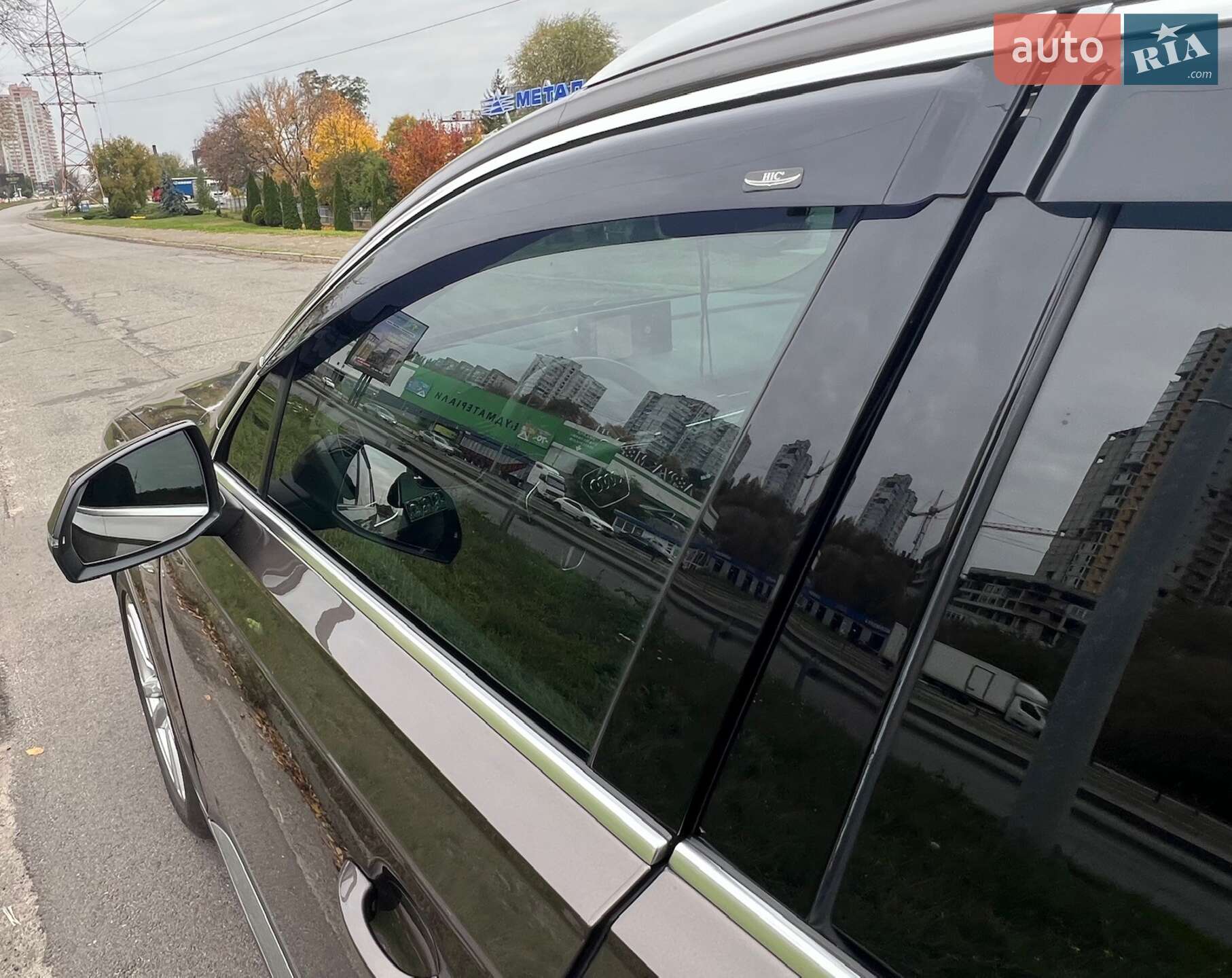 Audi Q7 2016 VIN WAUZZZ4M5GD063013 фото оголошення 11 з 16