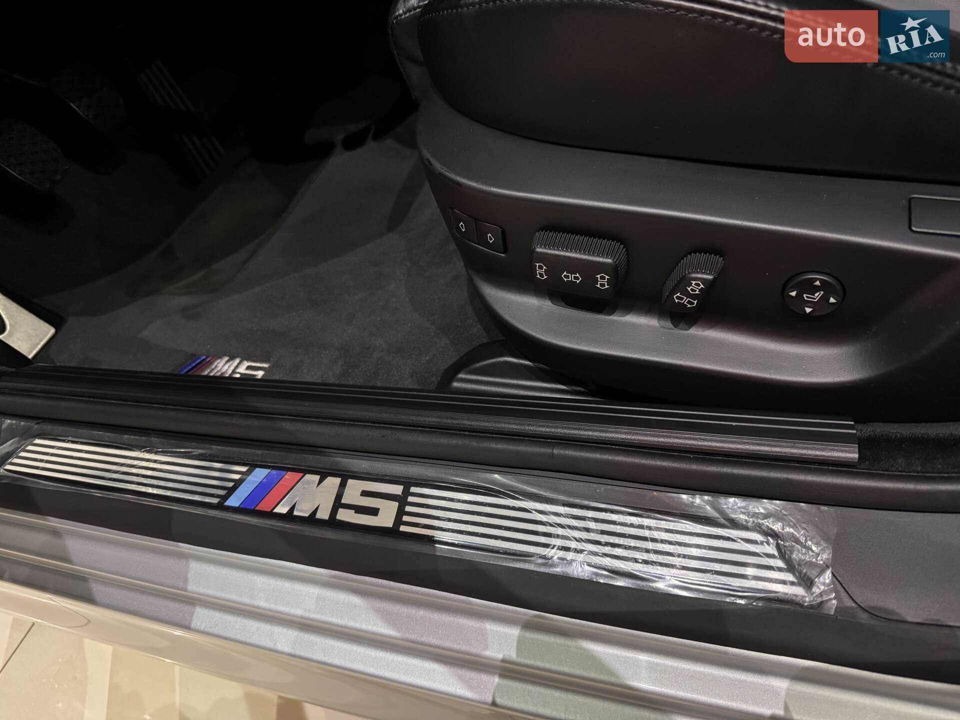 BMW M5 2002 VIN WBSDE93442CF91128 фото оголошення 95 з 100